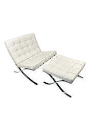 Set_of_Barcelona_Chair_and_Ottoman_by_Ludwig_Mies_van_der_Rohe_for_Knoll,_1929_Design,_Recent_Edition,_Germany