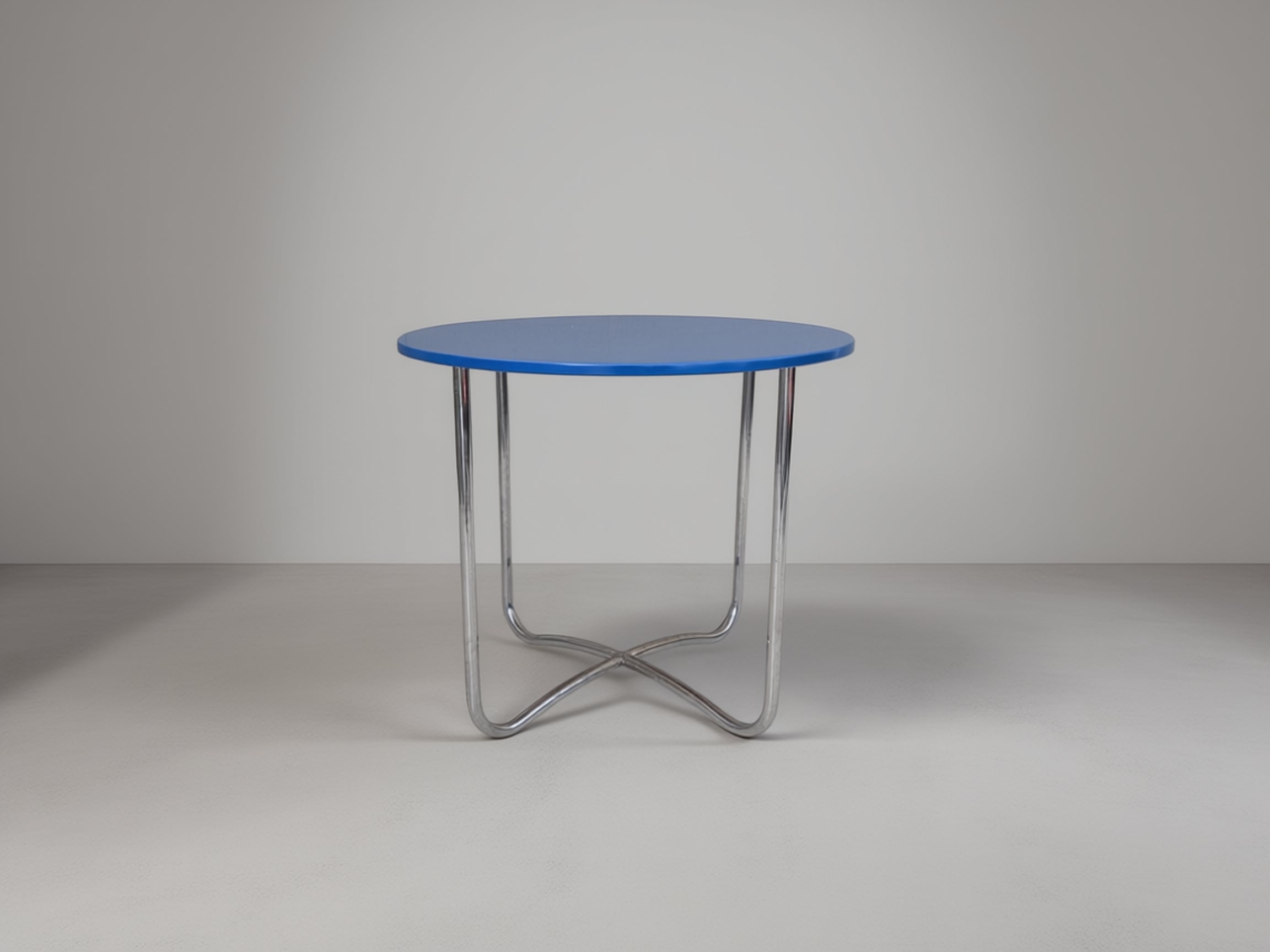 Set_of_Bauhaus_Tubular_Steel_Seating_H128_by_Jindrich_Halabala_for_UP_Zavody,_1930s