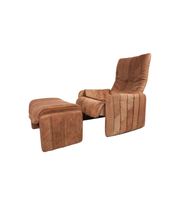 Set_of_de_Sede_DS-50_Patchwork_Lounge_Chair_and_Ottoman_in_Buffalo_Leather,_Switzerland_1970s