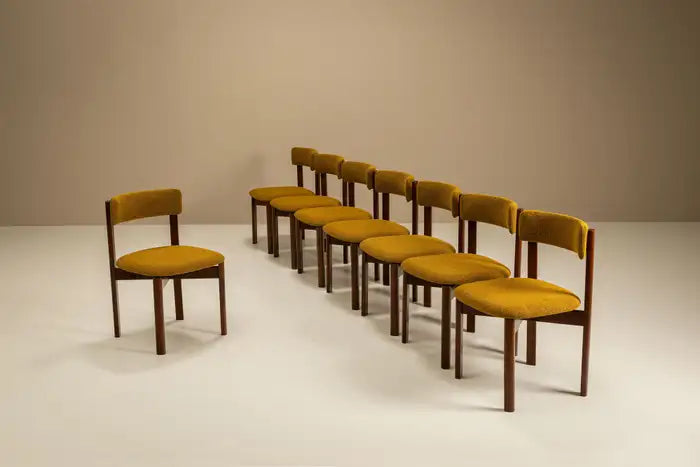 Set_of_8_Italian_Walnut_Dining_Chairs_1970s,_Italy