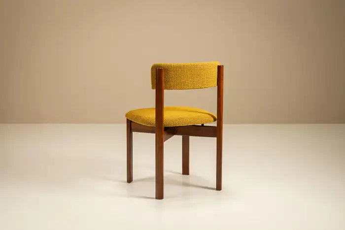 Set_of_8_Italian_Walnut_Dining_Chairs_1970s,_Italy