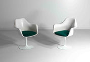 Set_of_8_Eero_Saarinen_Tulip_Armchairs_for_Knoll,_1970s_with_Green_Cushions