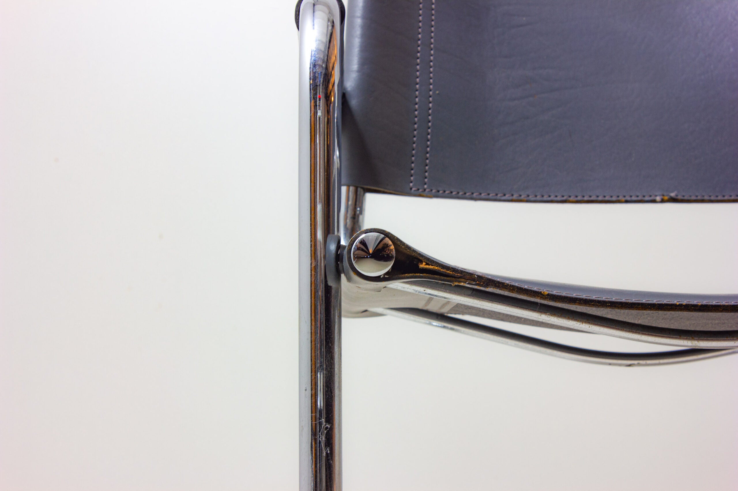 Set_of_5_MG5_Cantilever_Armchairs_by_Matteo_Grassi,_Italy,_1980s