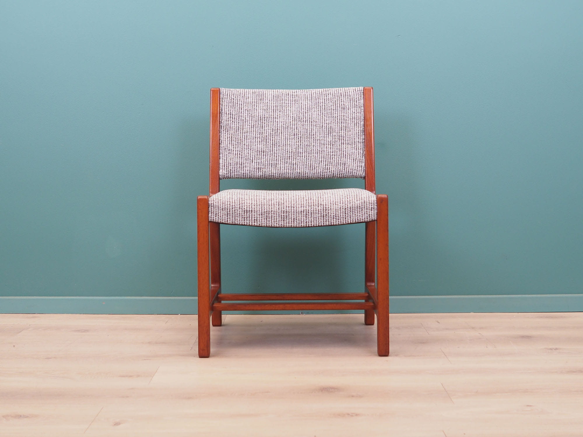 Set_of_5_Teak_Chairs,_Danish_Design,_1970s,_Denmark