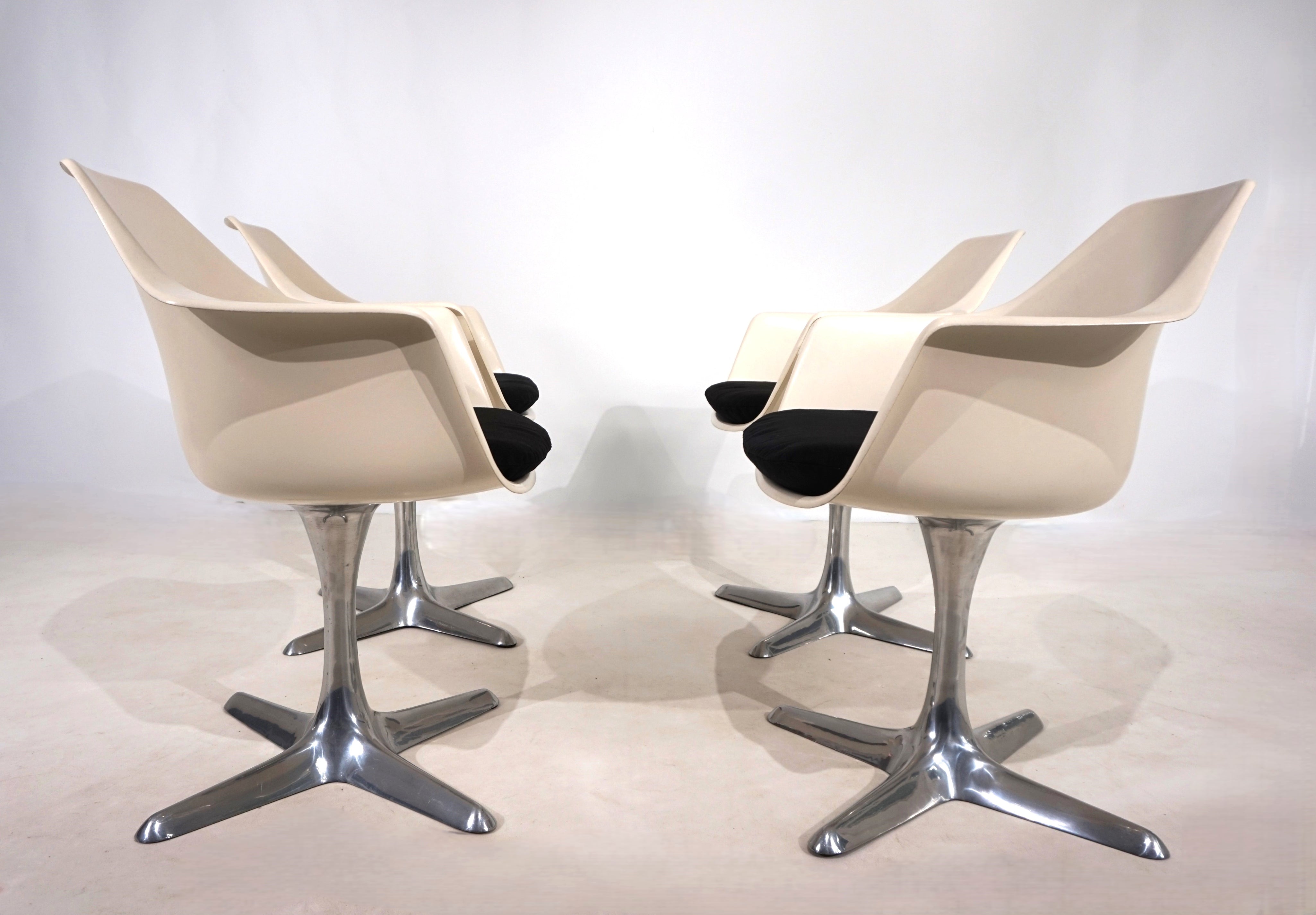 Set_of_4_Arkana_116_dining_chairs_by_Maurice_Burke,_1960