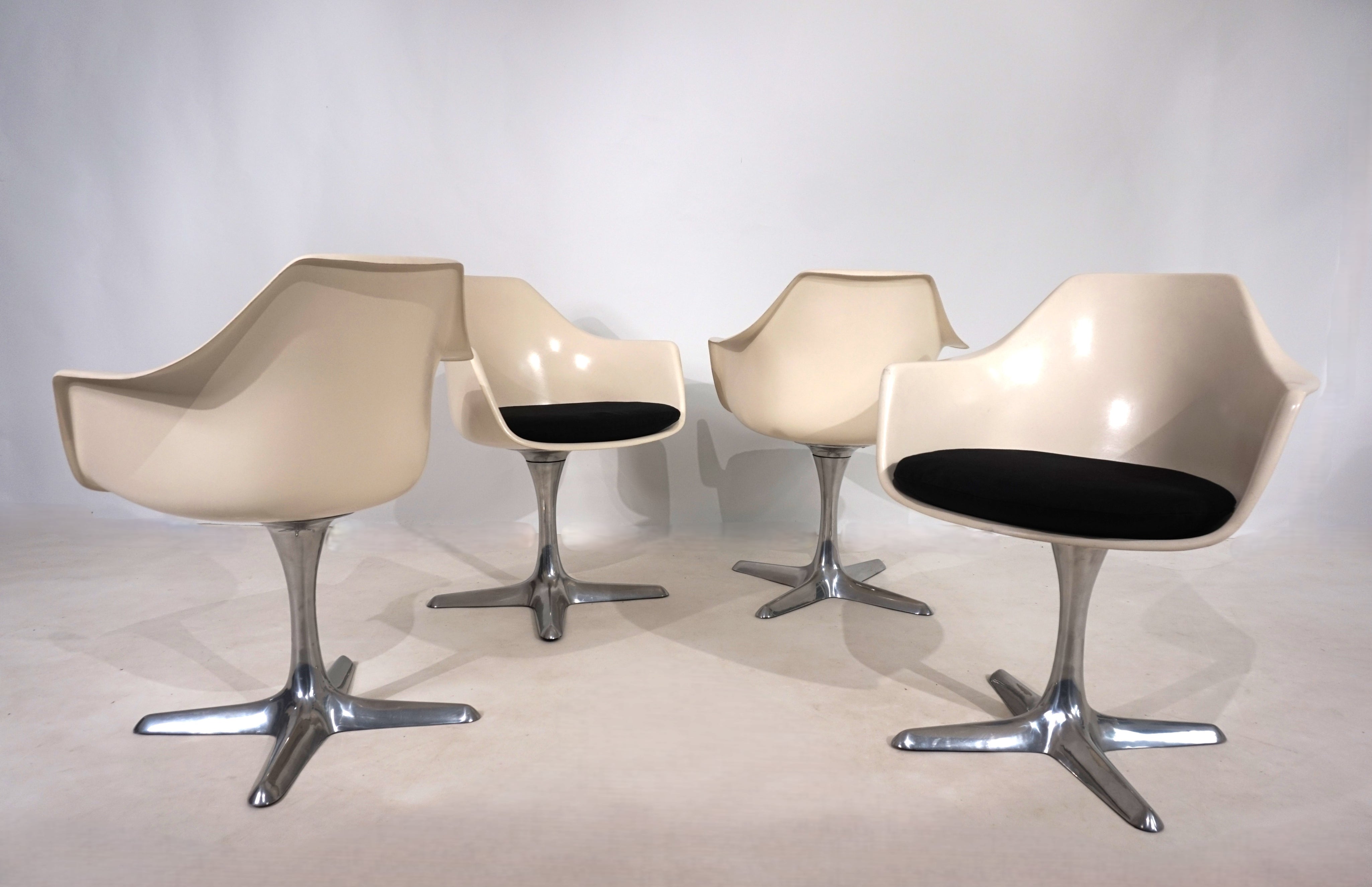 Set_of_4_Arkana_116_dining_chairs_by_Maurice_Burke,_1960