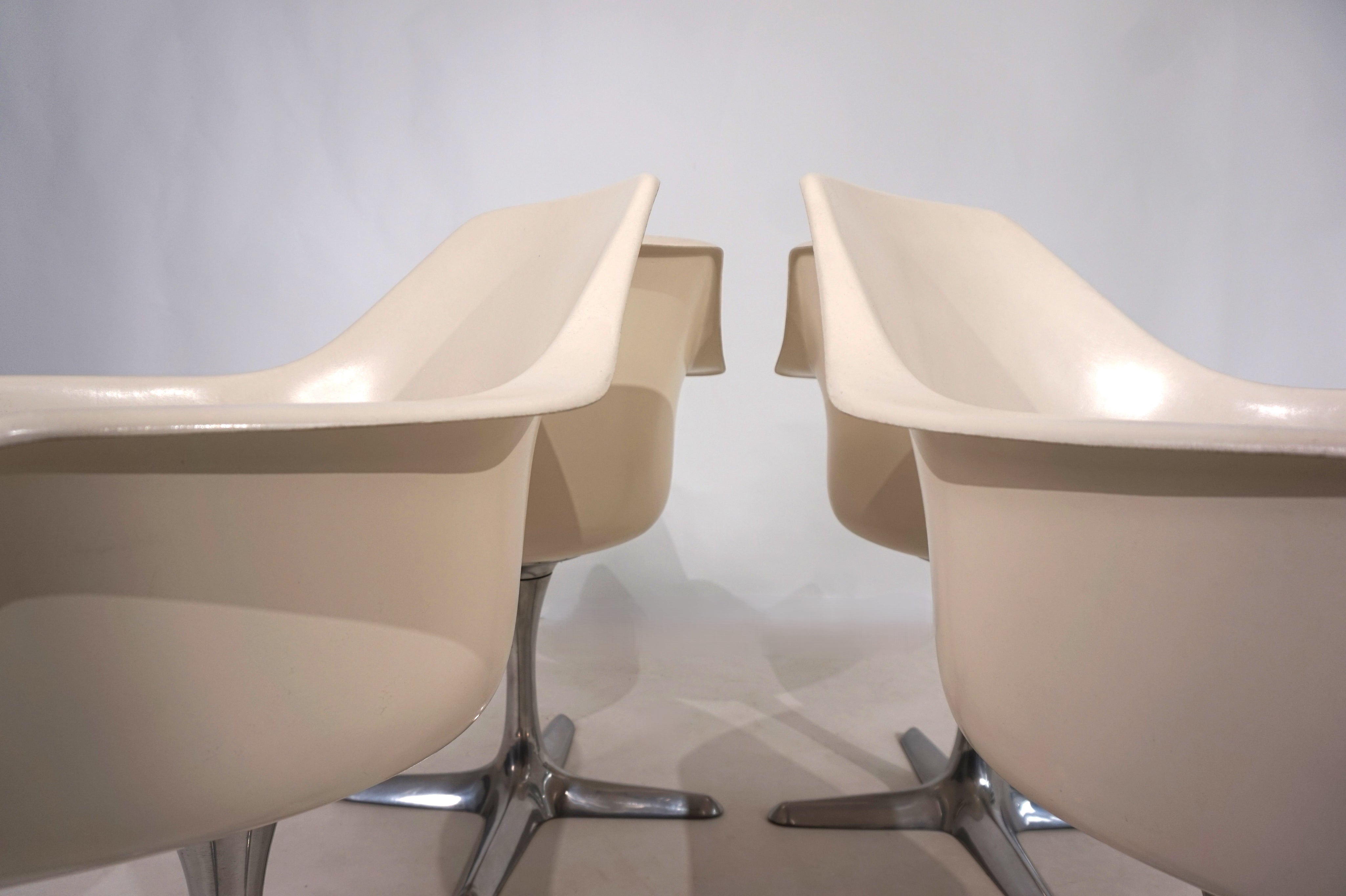 Set_of_4_Arkana_116_dining_chairs_by_Maurice_Burke,_1960