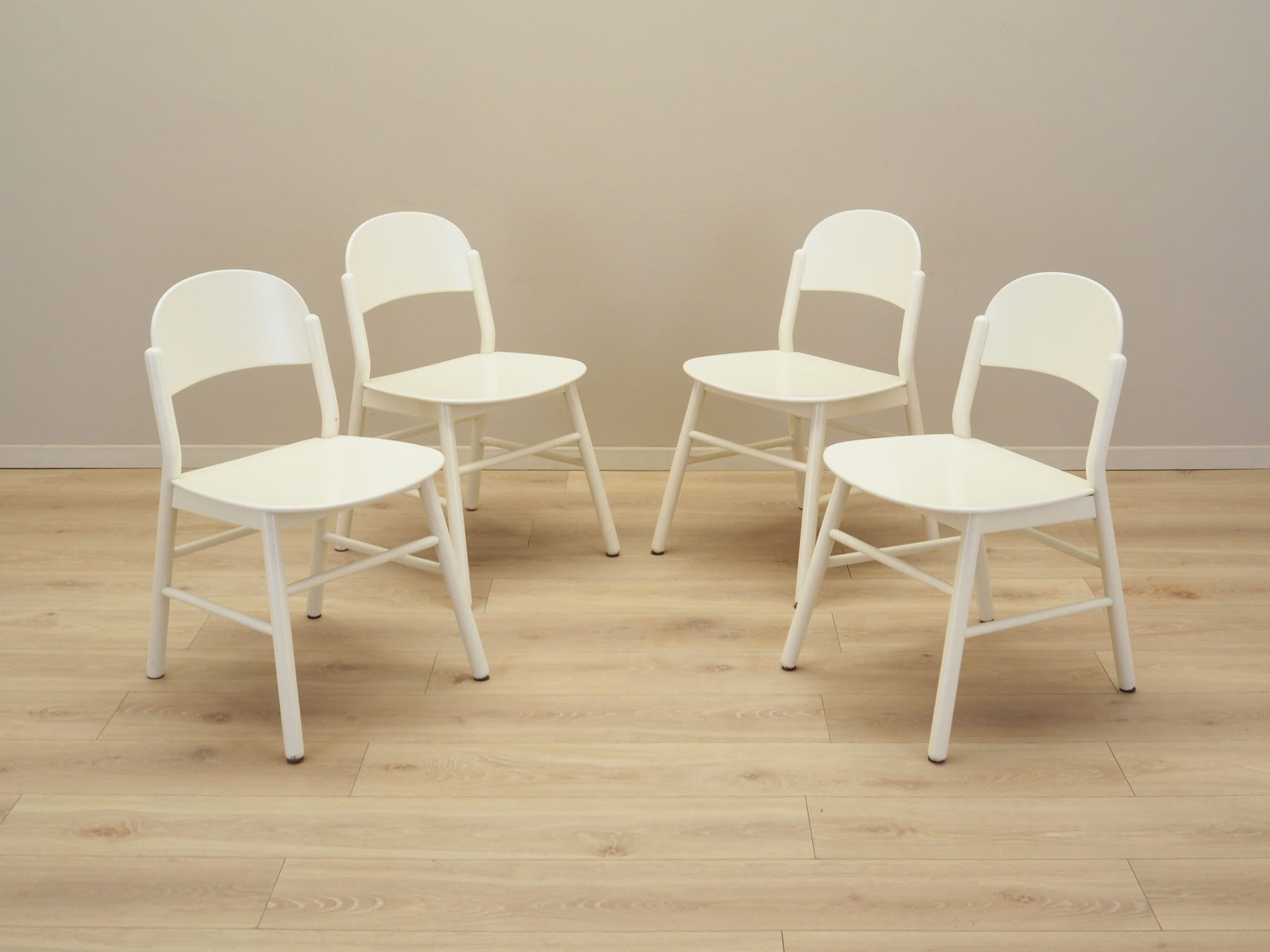 Set_Of_Four_Beech_Chairs,_Italian_Design,_1970s,_Italy