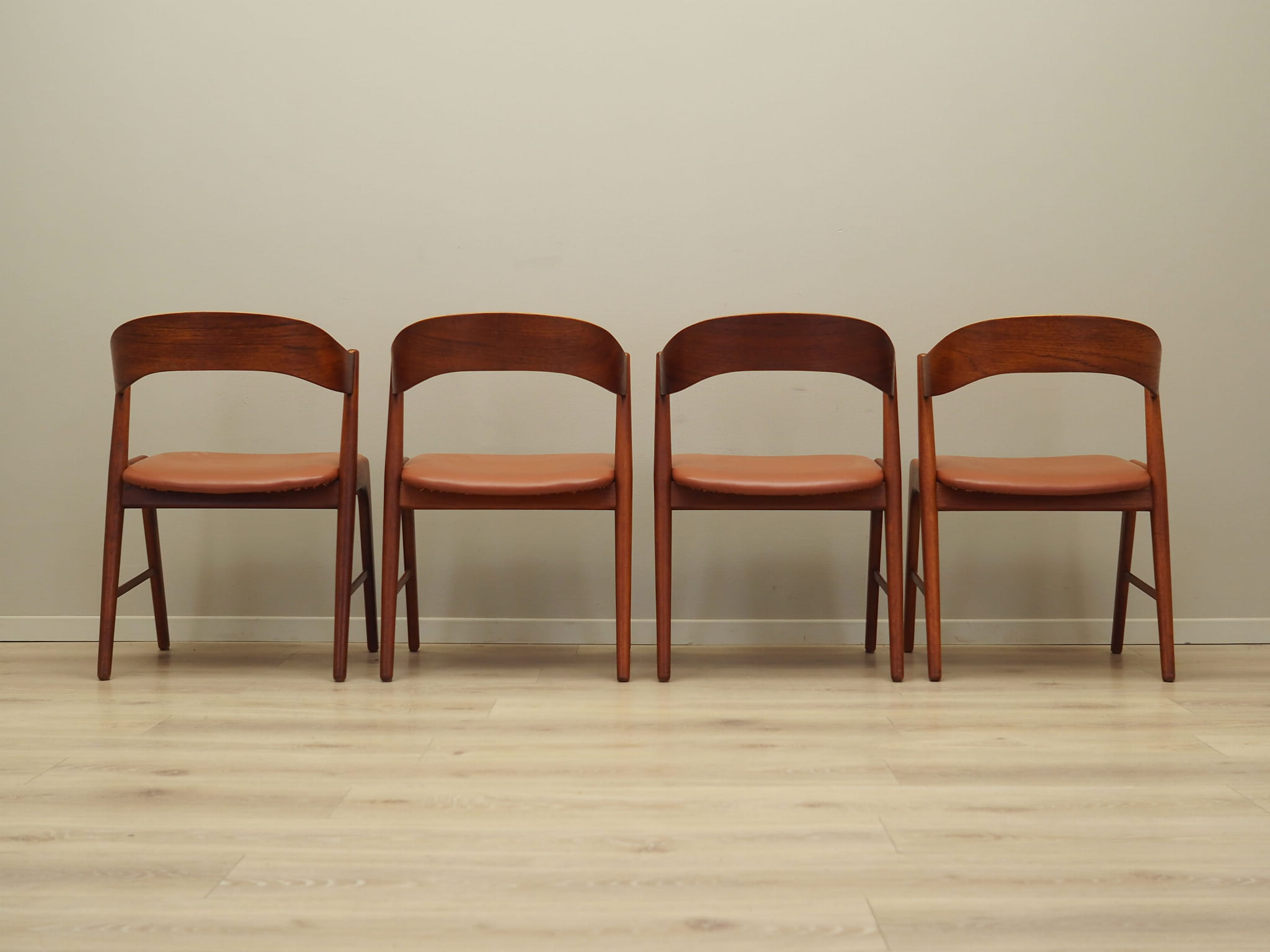 Set_of_4_Chairs,_Korup_Stolefabrik,_Teak_Wood,_1970s,_Denmark