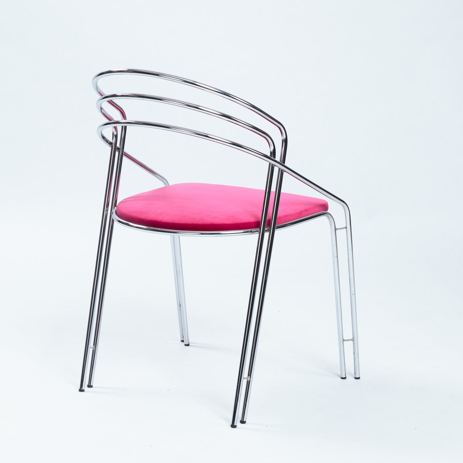 Set_of_4_Italian_Chrome_Dining_Chairs_in_Pink_Velvet,_Postmodern_Dining_Chairs,_1970s