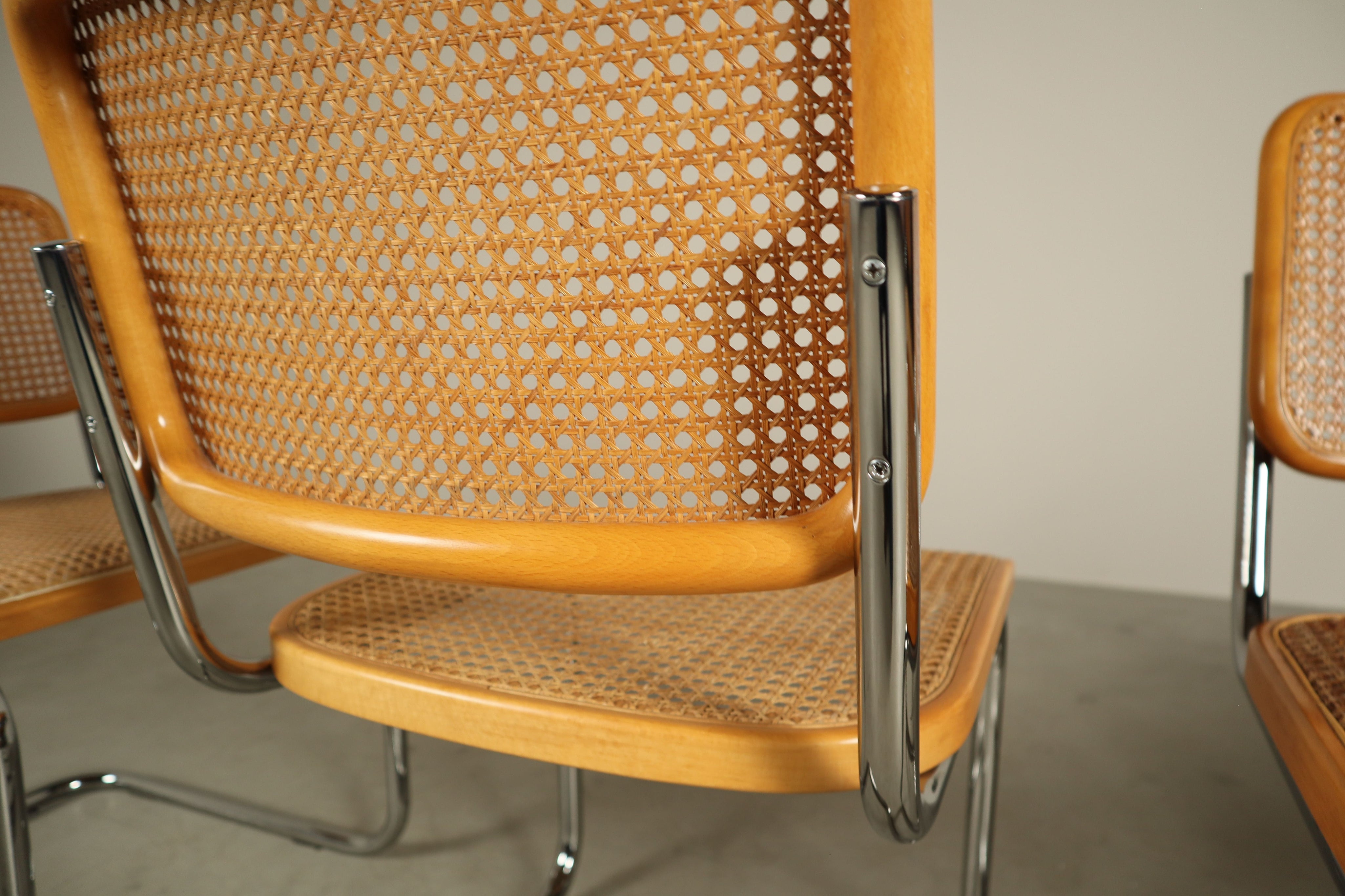 Set_of_4_Thonet_S32_Bauhaus_Chairs_by_Marcel_Breuer_from_1983