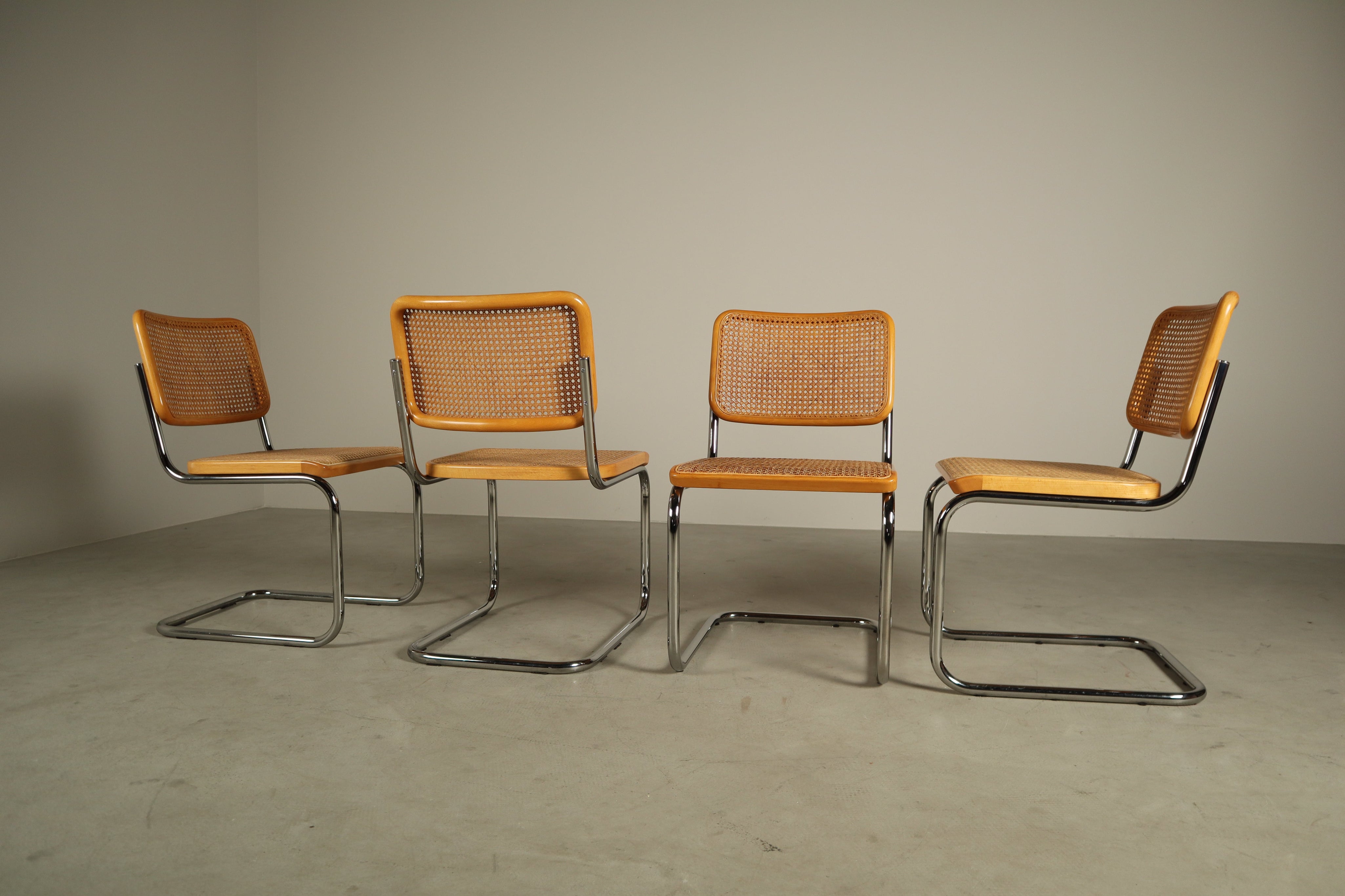 Set_of_4_Thonet_S32_Bauhaus_Chairs_by_Marcel_Breuer_from_1983