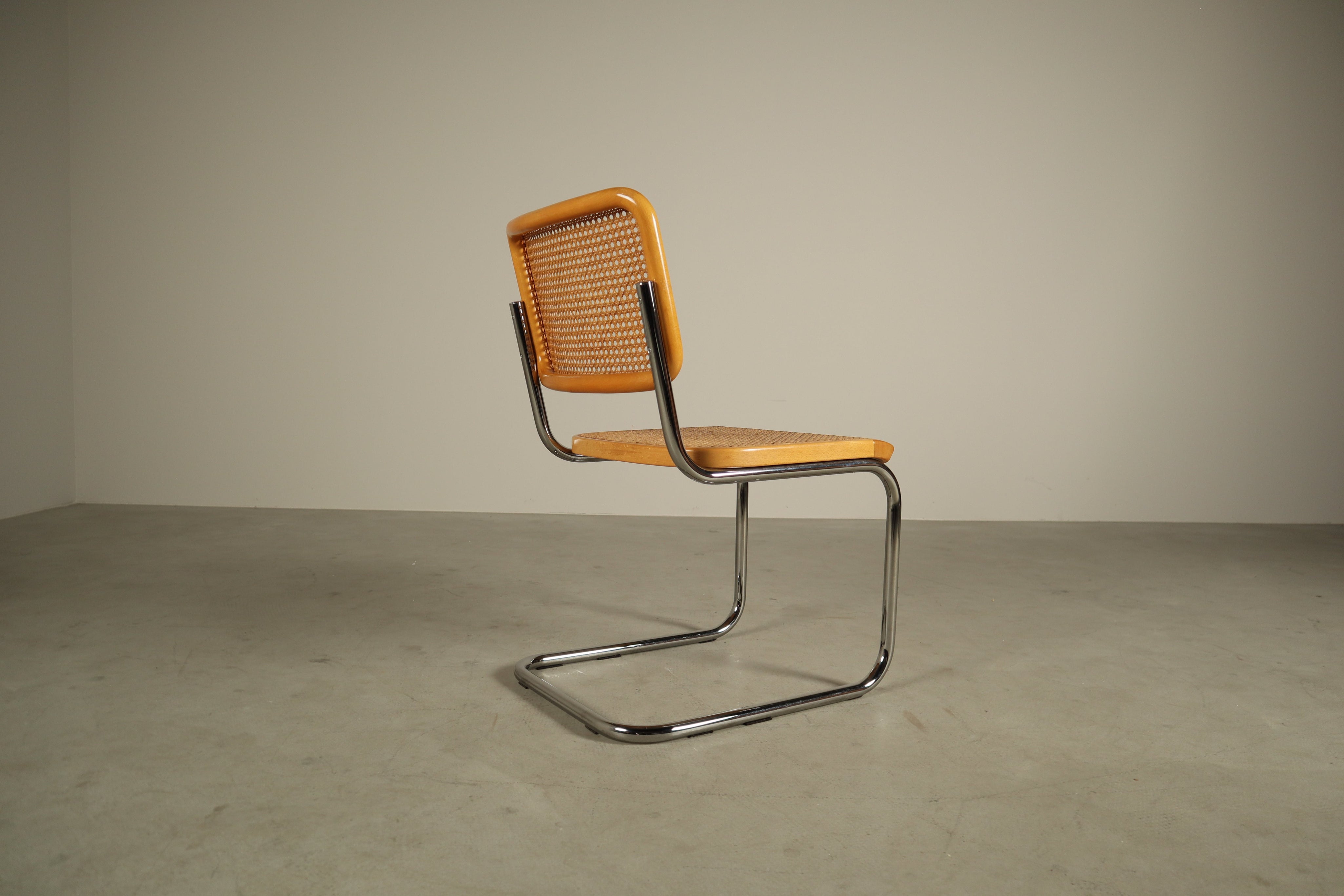 Set_of_4_Thonet_S32_Bauhaus_Chairs_by_Marcel_Breuer_from_1983