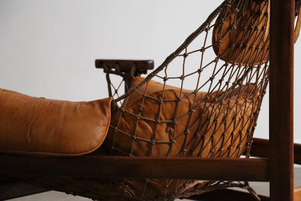 Set_of_Jean_Gillon_“Jangada”_Lounge_Chair_with_Ottoman_in_Cognac_Leather,_Brazil_1960s