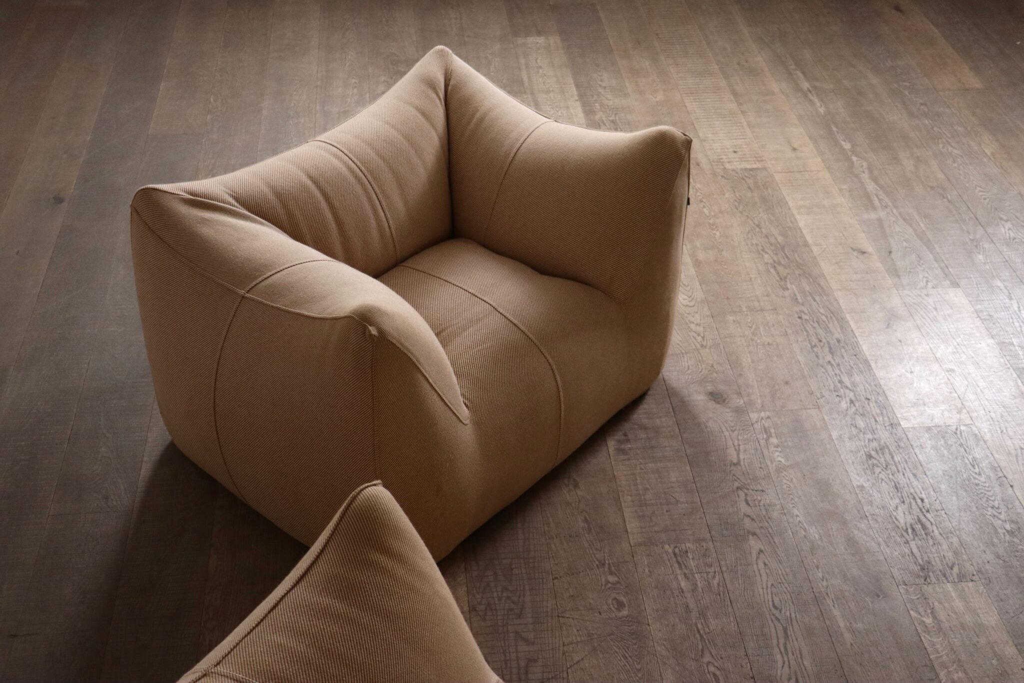 Set_of_Le_Bambole_Sofa_and_Lounge_Chair_by_Mario_Bellini_for_B&B_Italia,_1970s