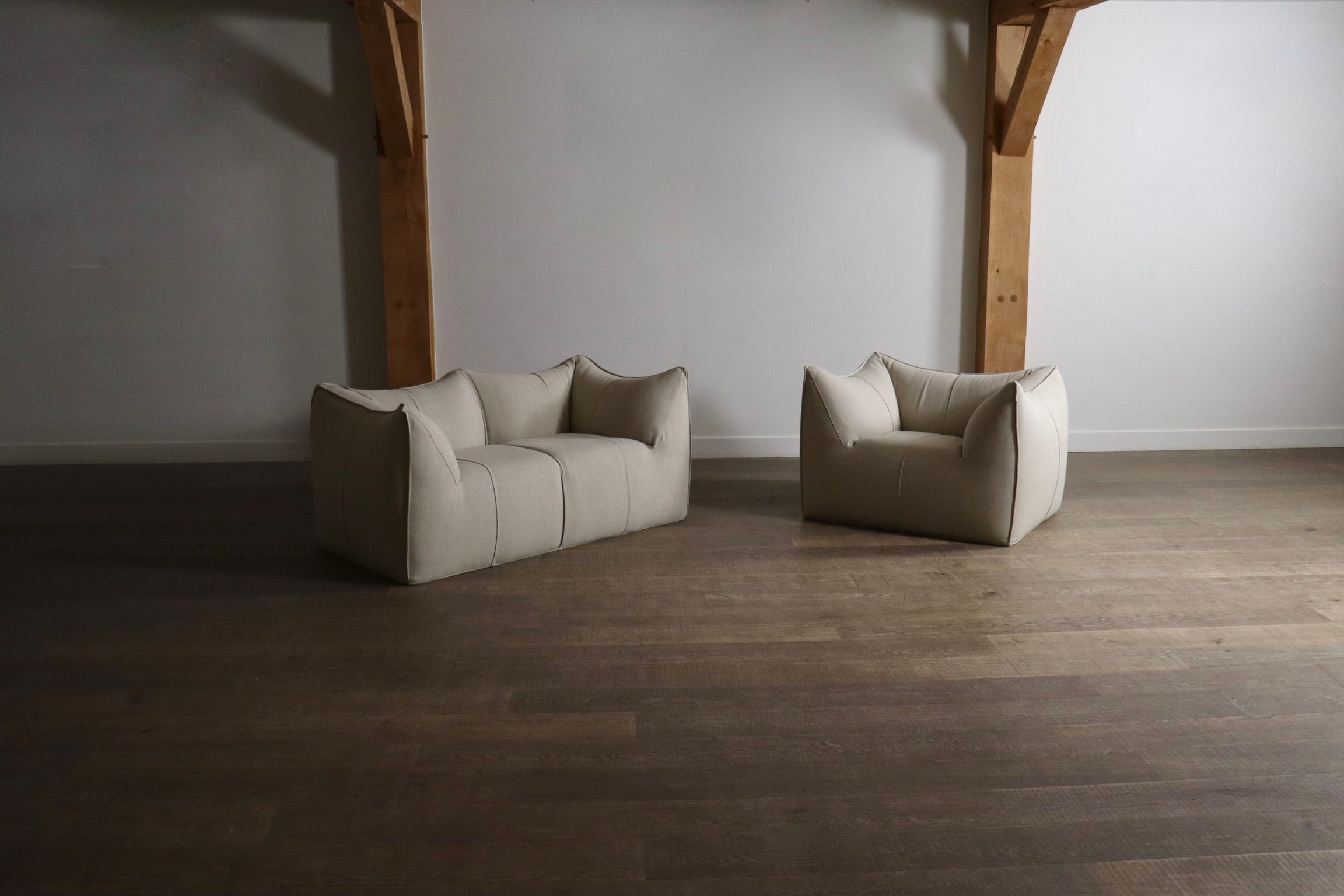 Set_of_Le_Bambole_Sofa_and_Lounge_Chair_by_Mario_Bellini_for_B&B_Italia,_Italian_Mid_Century_Modern_Set,_1970s