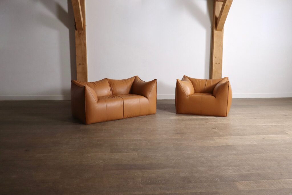 Set_of_Le_Bambole_Sofa_and_Lounge_Chair_Set_by_Mario_Bellini_for_B&B_Italia,_Original_Cognac_Leather,_Italy,_1970s