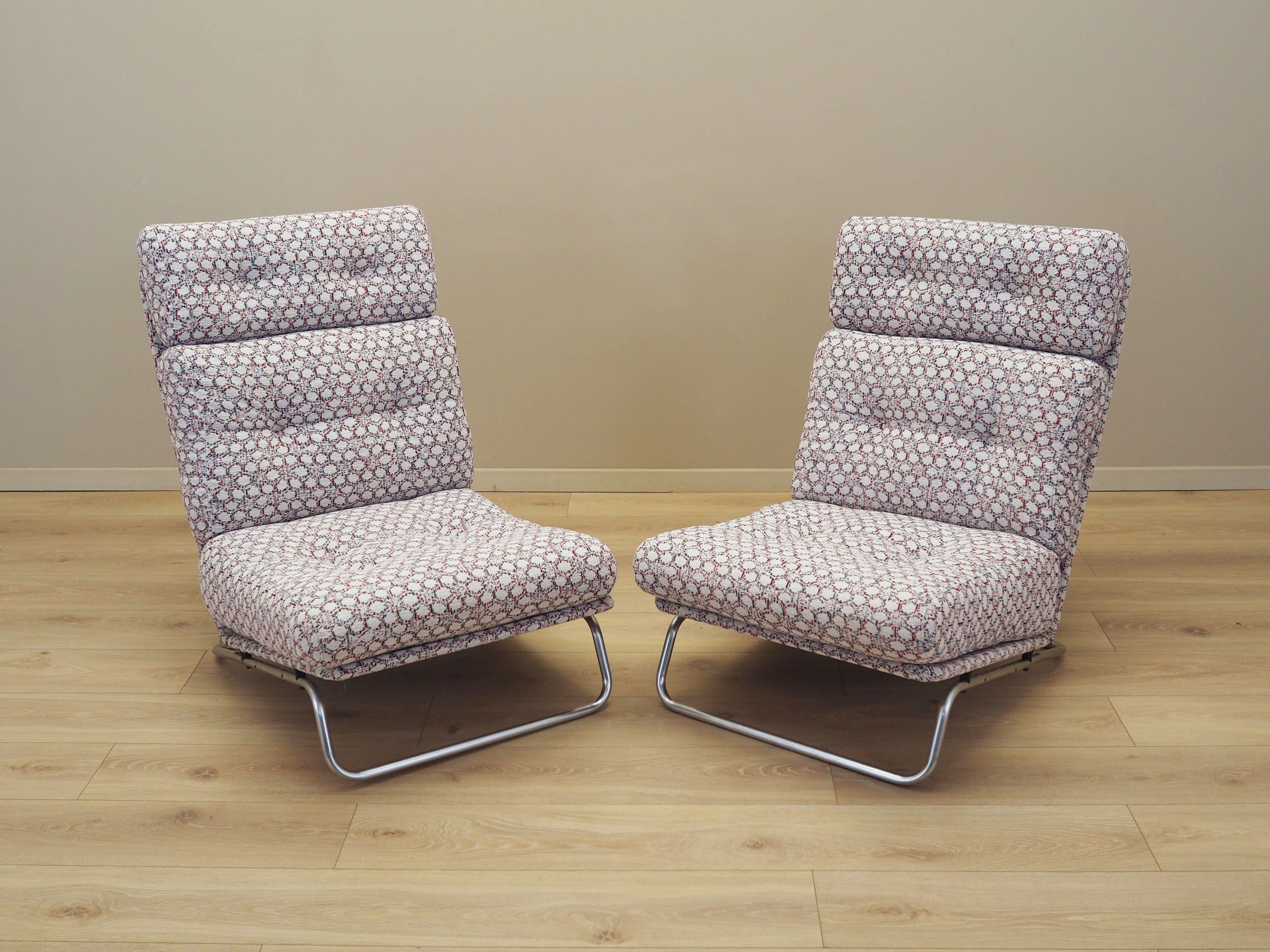 Set_of_2_Lounge_Armchairs,_Italian_Design,_Fabric,_1970s,_Italy