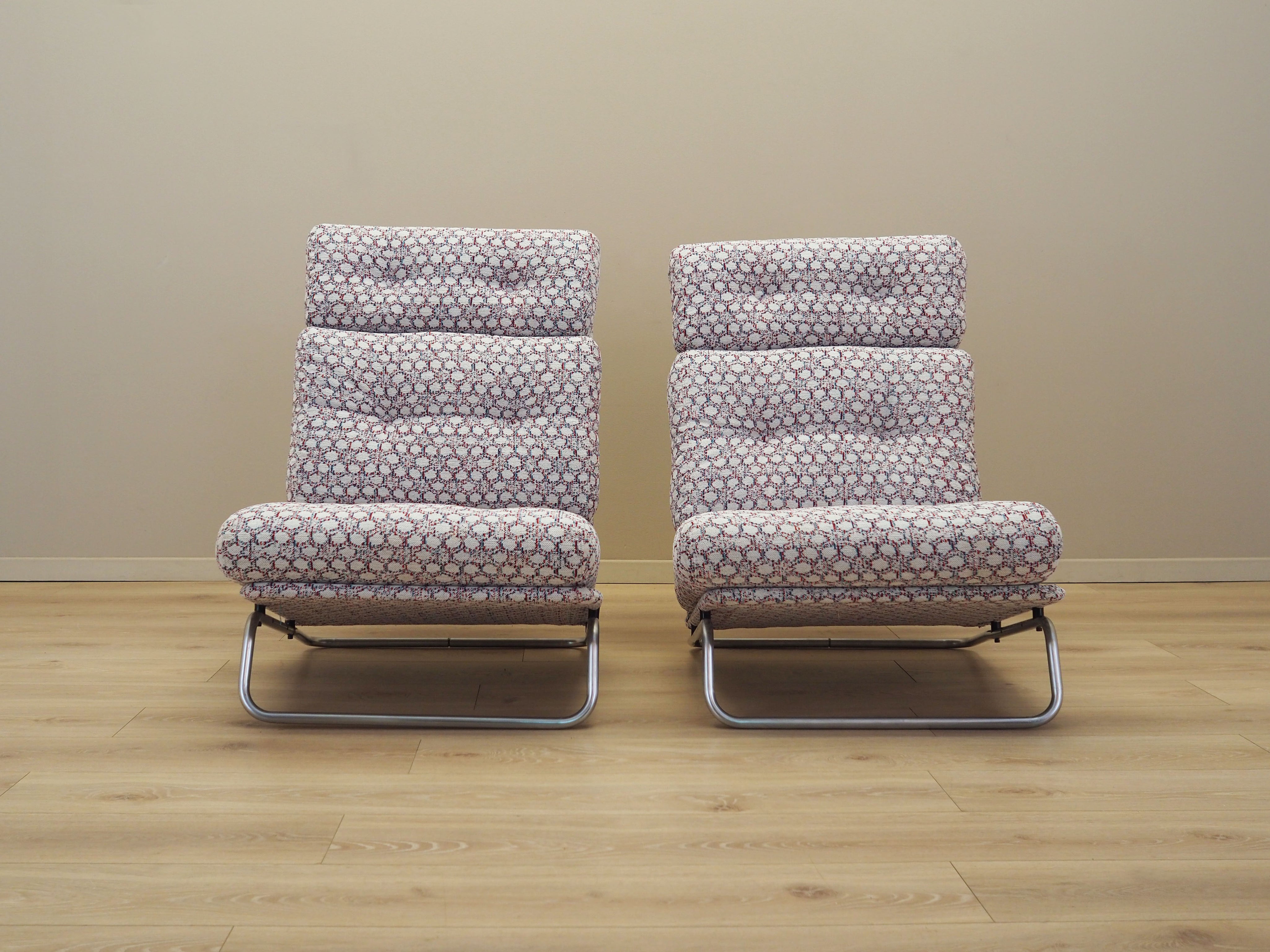 Set_of_2_Lounge_Armchairs,_Italian_Design,_Fabric,_1970s,_Italy