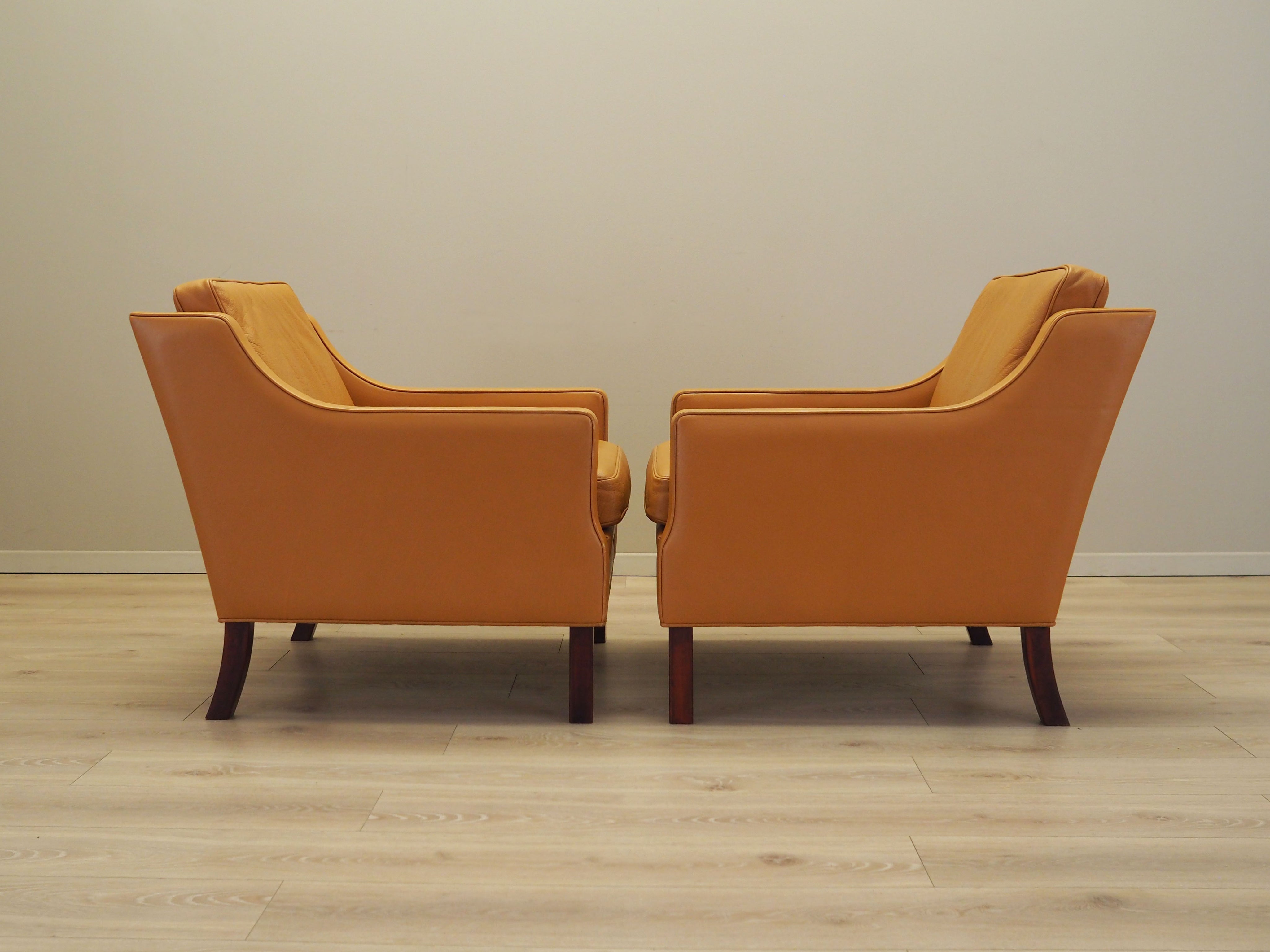 Set_of_2_Danish_Modern_Leather_Lounge_Armchairs,_1970s,_Denmark
