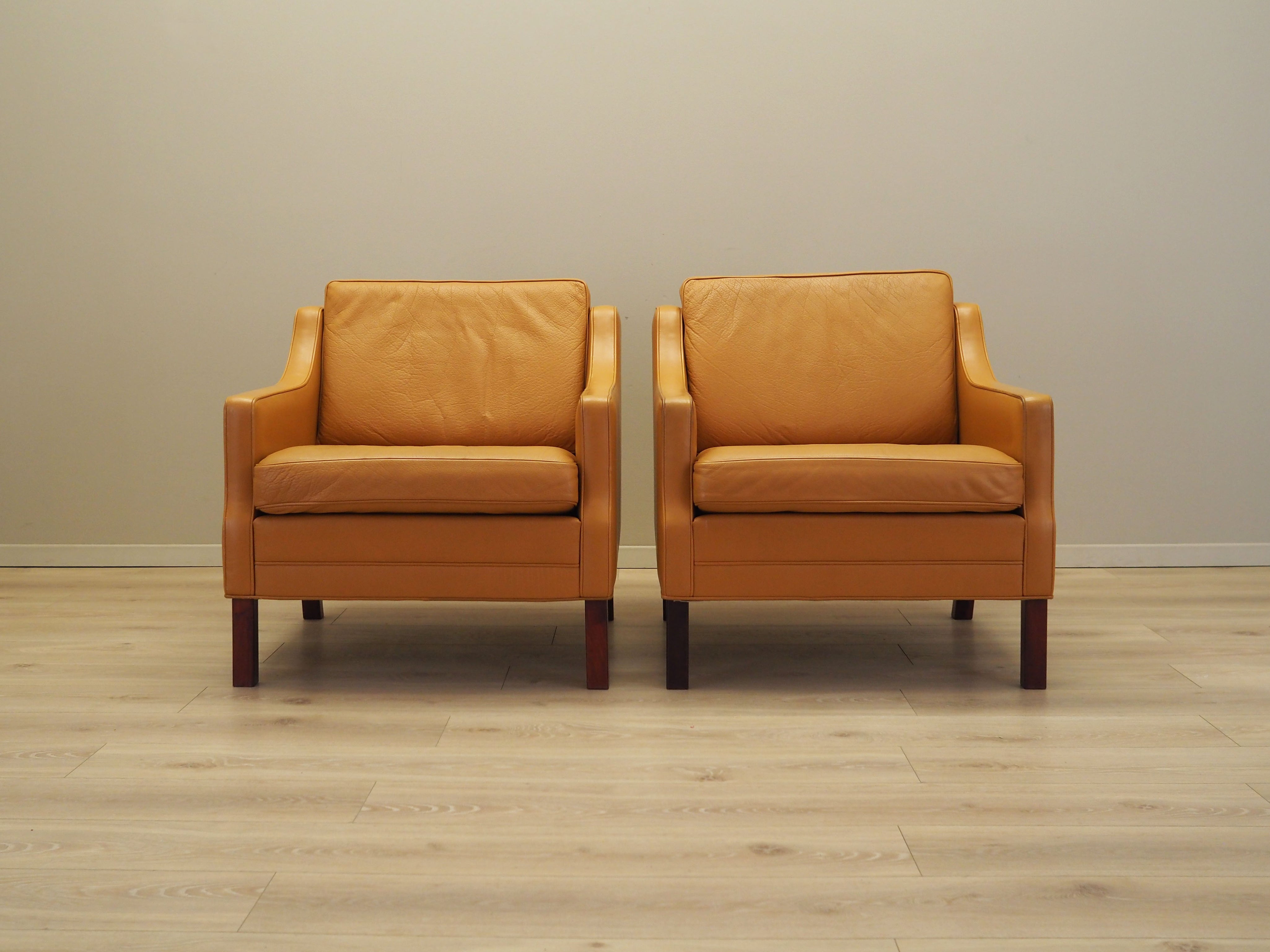Set_of_2_Danish_Modern_Leather_Lounge_Armchairs,_1970s,_Denmark