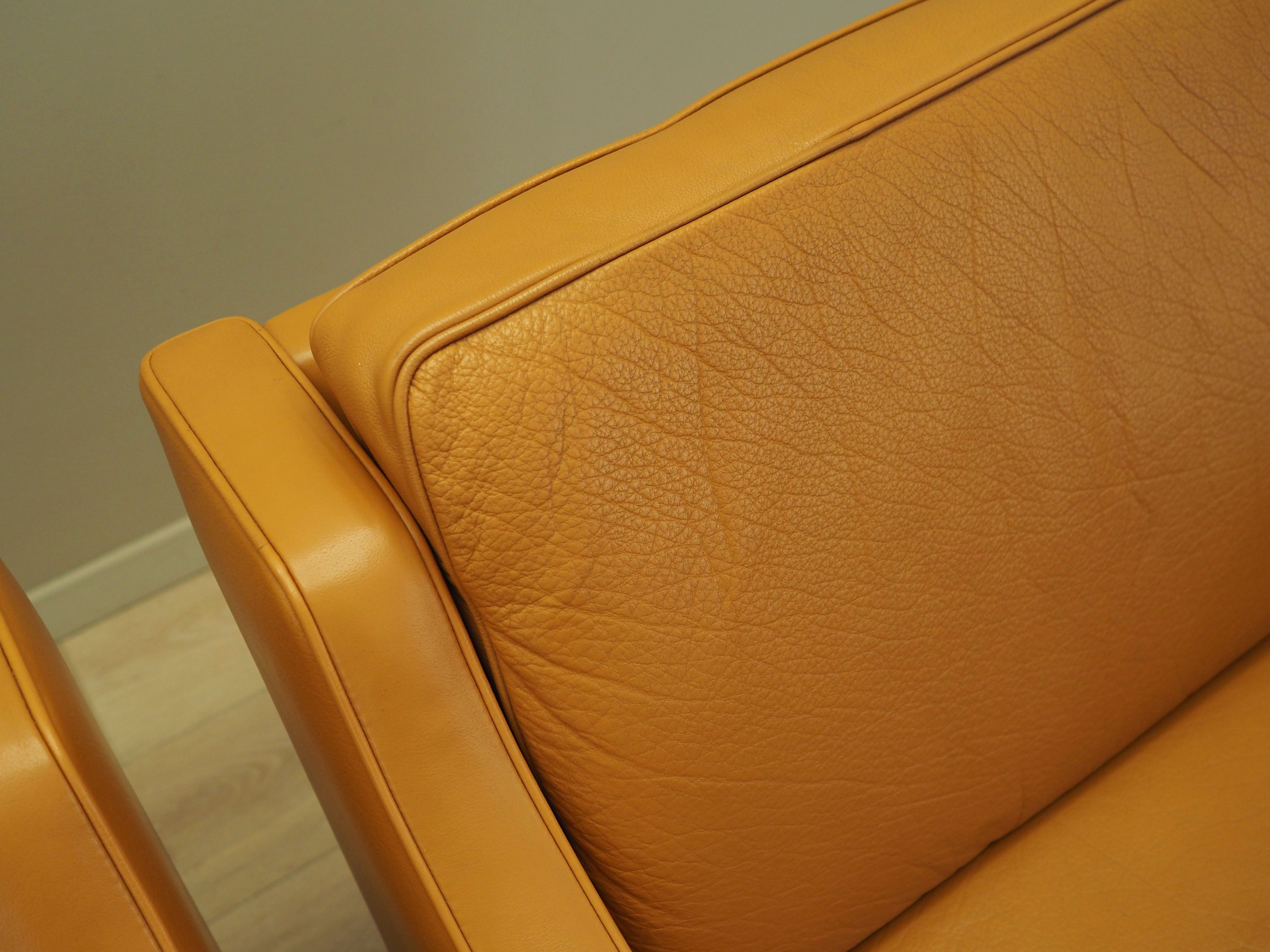 Set_of_2_Danish_Modern_Leather_Lounge_Armchairs,_1970s,_Denmark