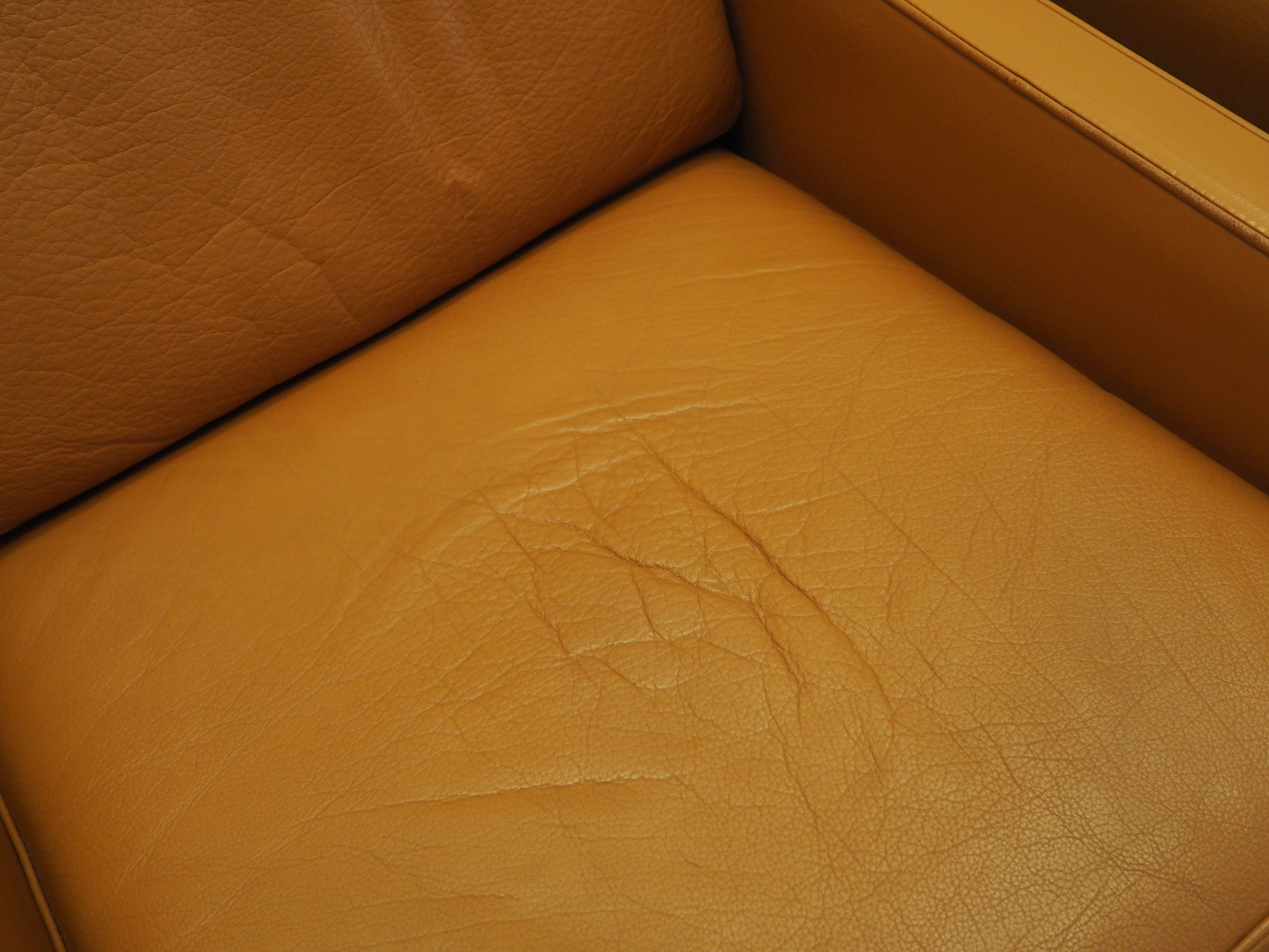 Set_of_2_Danish_Modern_Leather_Lounge_Armchairs,_1970s,_Denmark