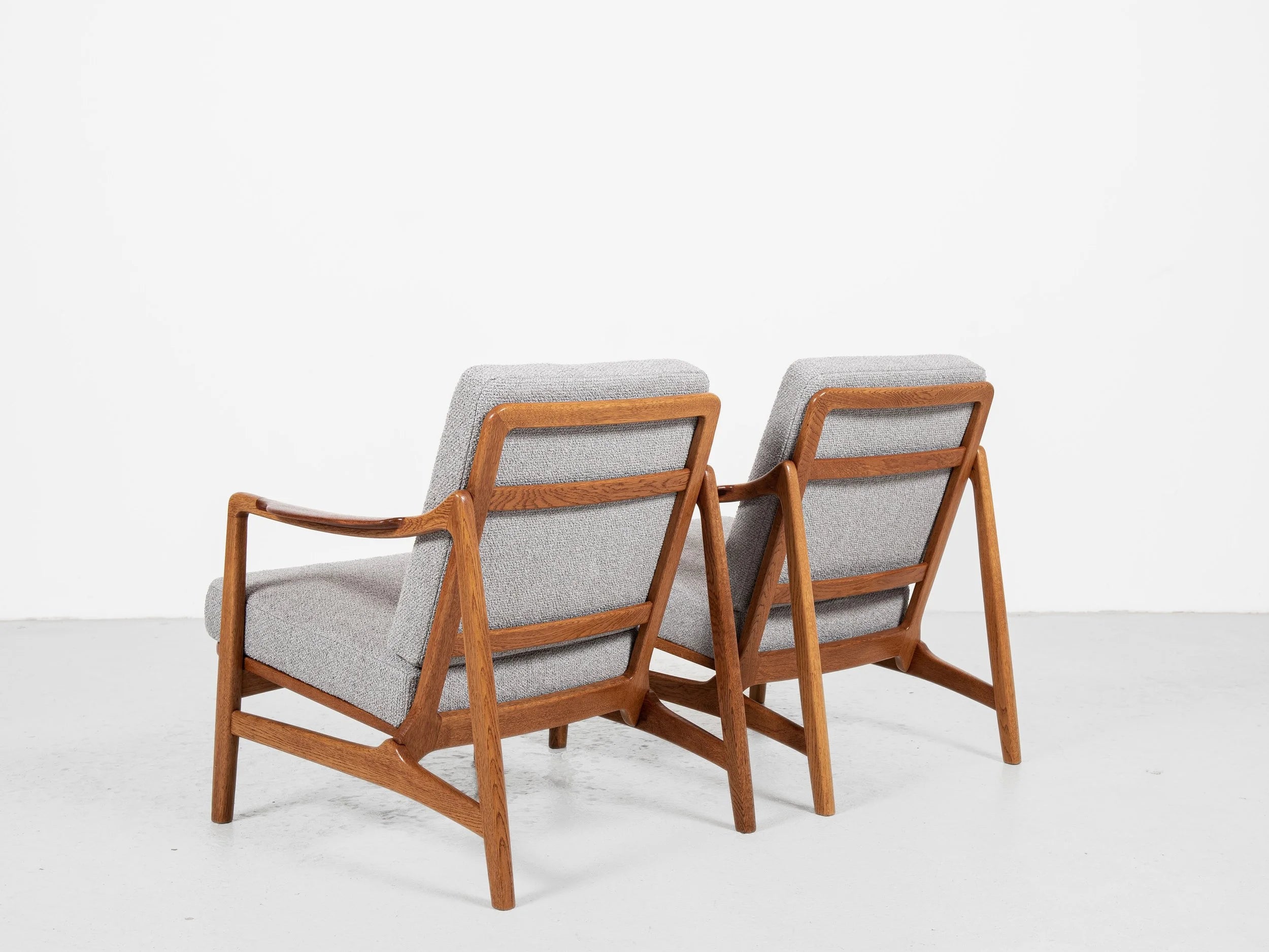 Set_of_Midcentury_3_sofa_in_oak_and_teak_by_Tove_&_Edvard_Kindt-Larsen_for_France_&_Daverkosen