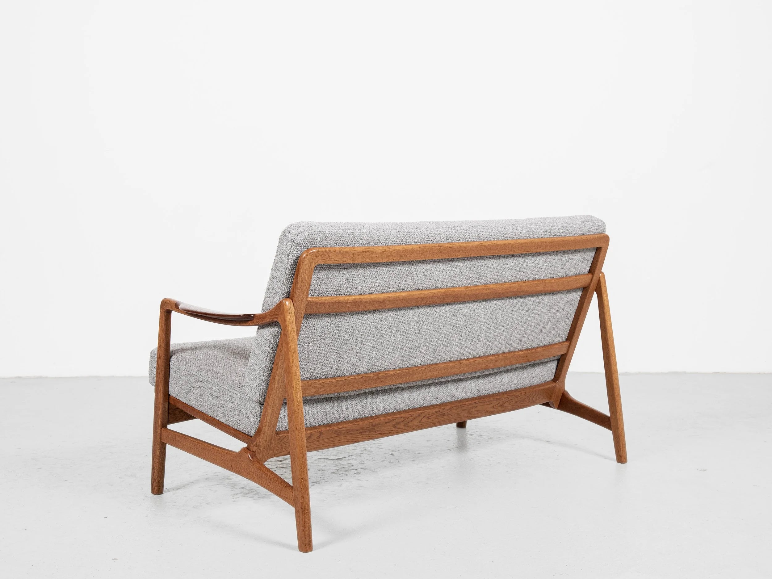 Set_of_Midcentury_3_sofa_in_oak_and_teak_by_Tove_&_Edvard_Kindt-Larsen_for_France_&_Daverkosen