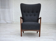 Set_of_Model_8000_Lounge_Chair_and_Ottoman_by_Fritz_Hansen_1960s_Denmark