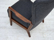 Set_of_Model_8000_Lounge_Chair_and_Ottoman_by_Fritz_Hansen_1960s_Denmark