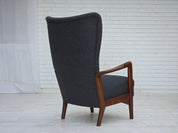 Set_of_Model_8000_Lounge_Chair_and_Ottoman_by_Fritz_Hansen_1960s_Denmark