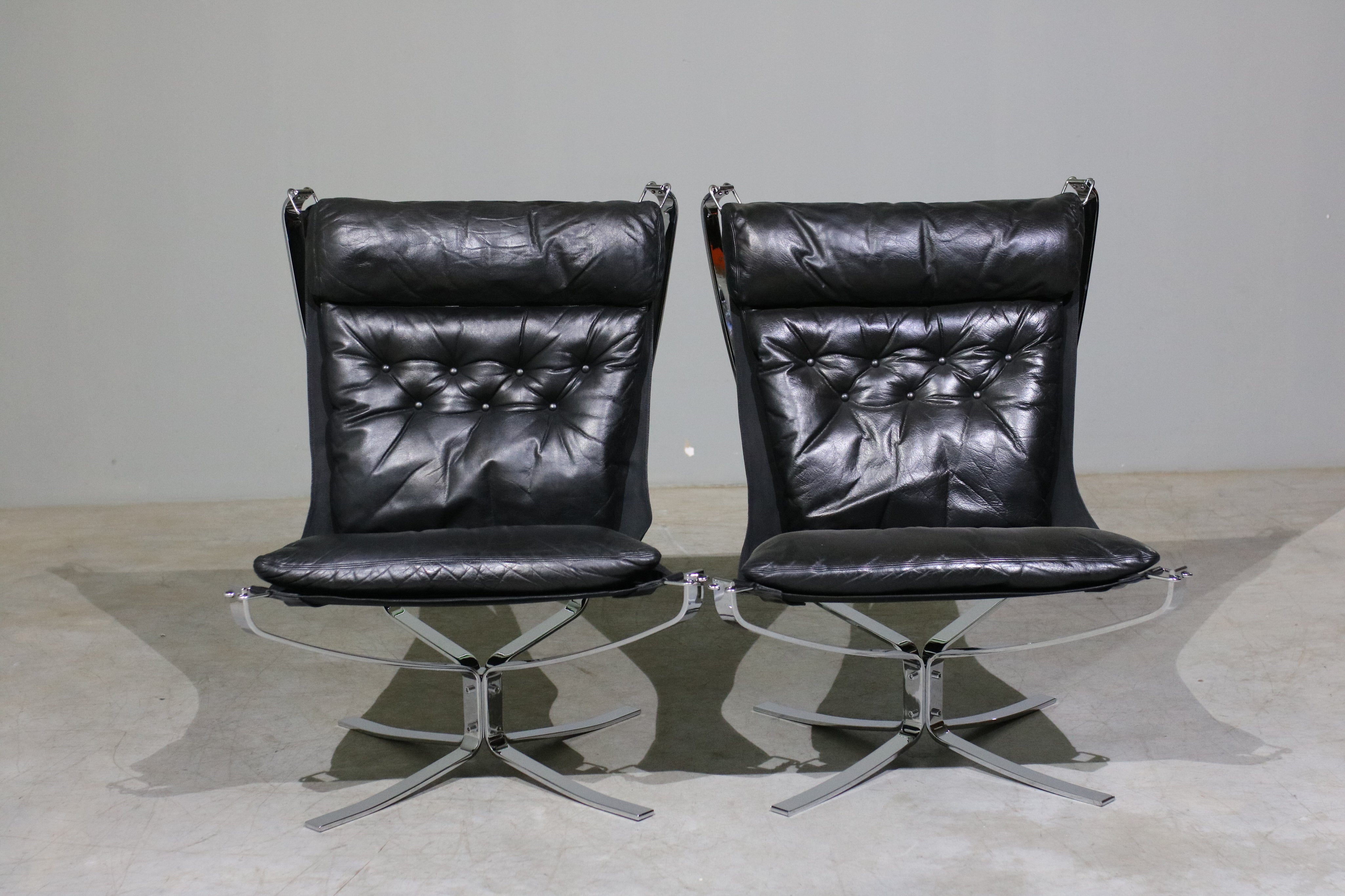 Set_of_2_Falcon_Lounge_Chairs_by_Sigurd_Ressel_for_Vatne_Møbler,_1970s,_Norway