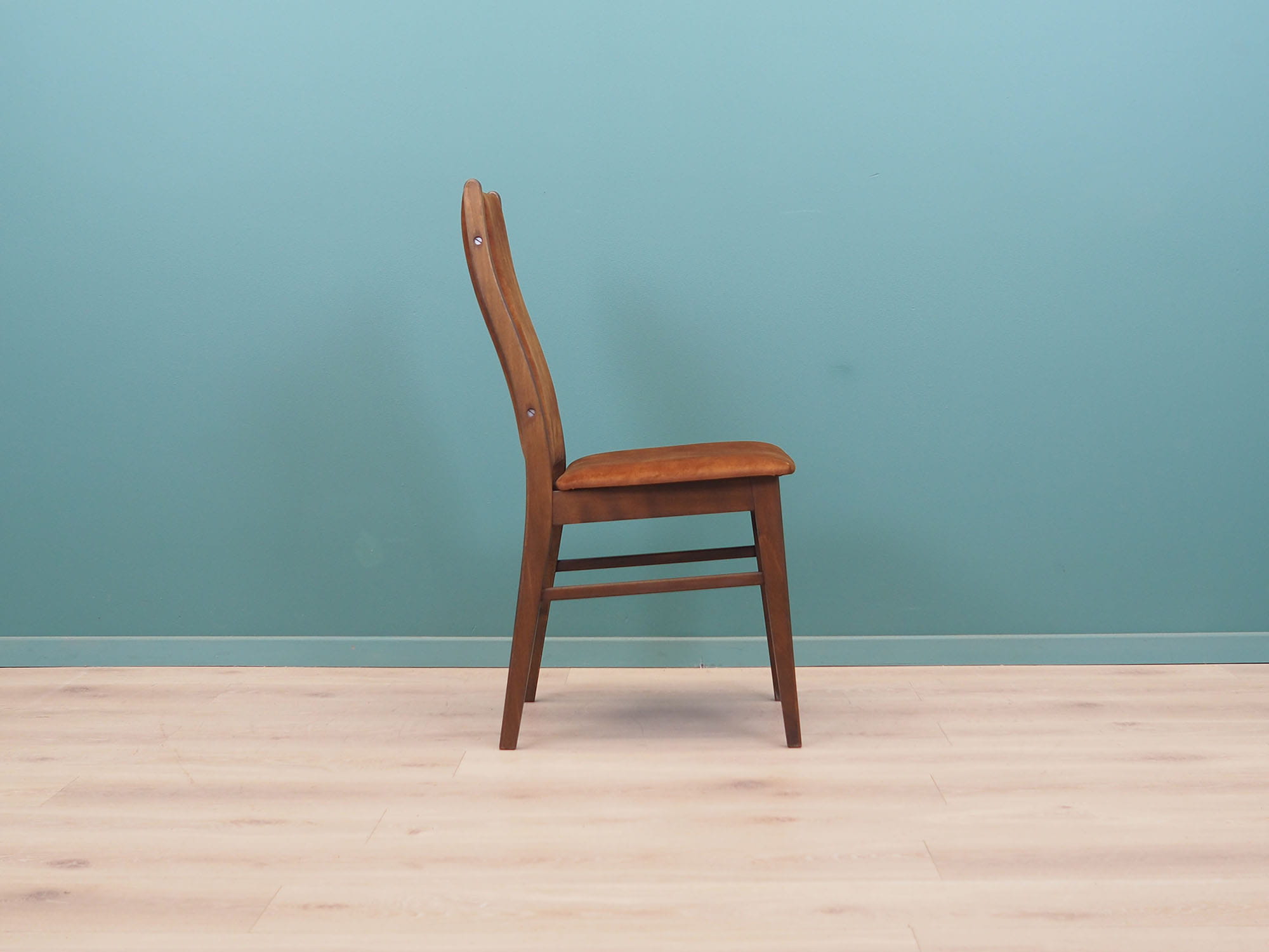 Set_of_6_Beech_Chairs,_Wood,_1960s,_Denmark