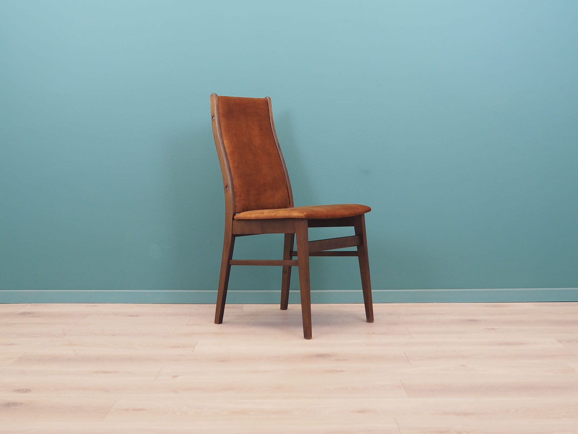 Set_of_6_Beech_Chairs,_Wood,_1960s,_Denmark