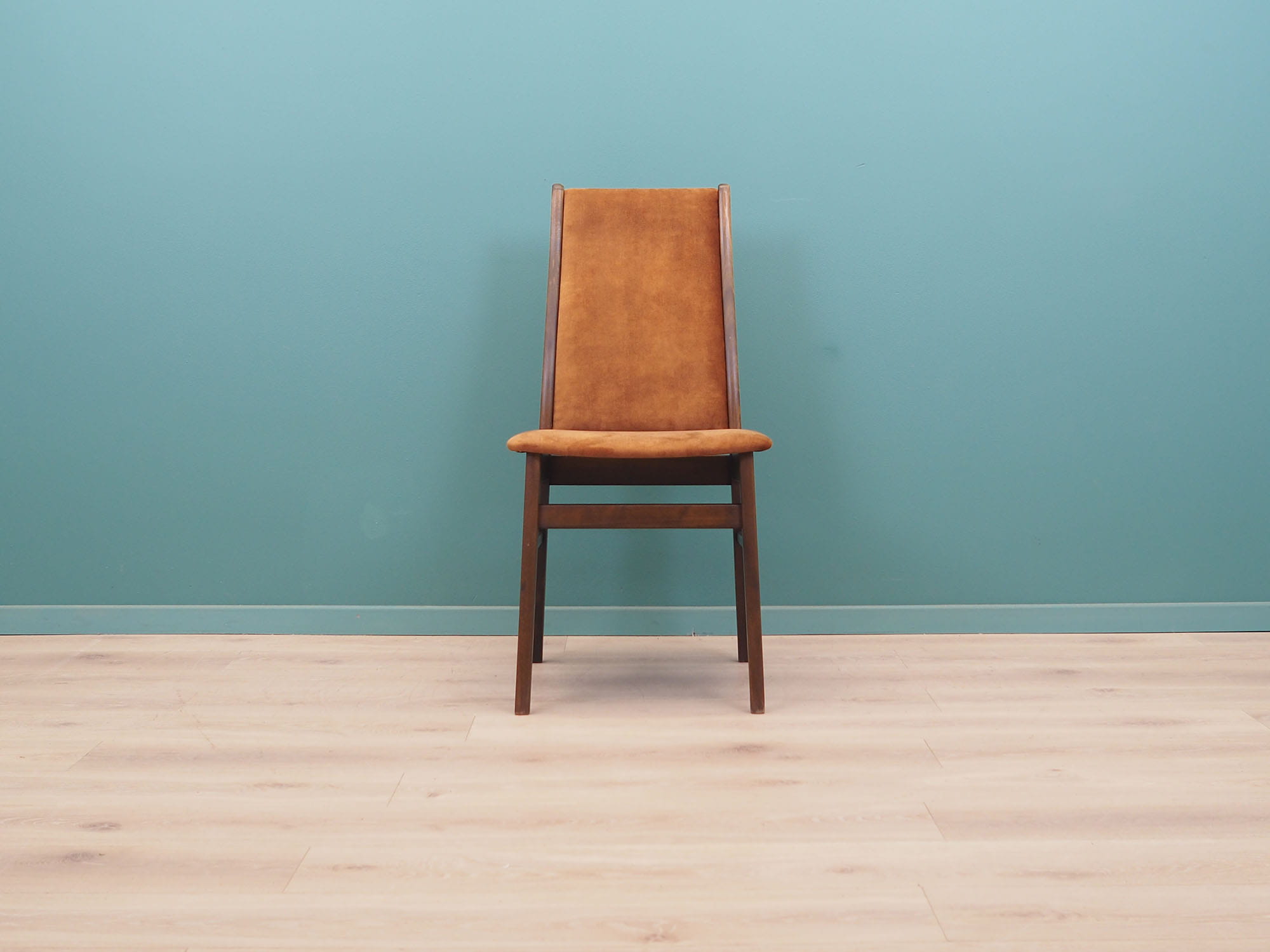 Set_of_6_Beech_Chairs,_Wood,_1960s,_Denmark