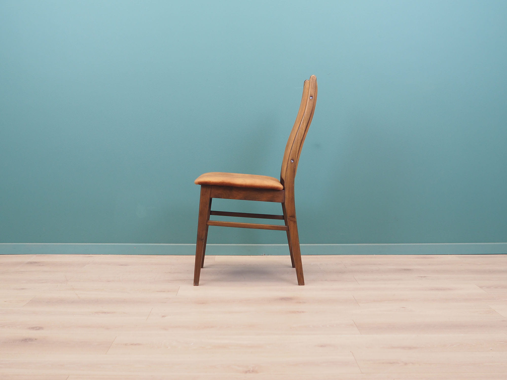 Set_of_6_Beech_Chairs,_Wood,_1960s,_Denmark