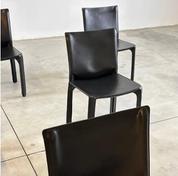 Set_of_Six_CAB_412_Chairs_by_Mario_Bellini_for_Cassina_in_Black_Leather,_1970s