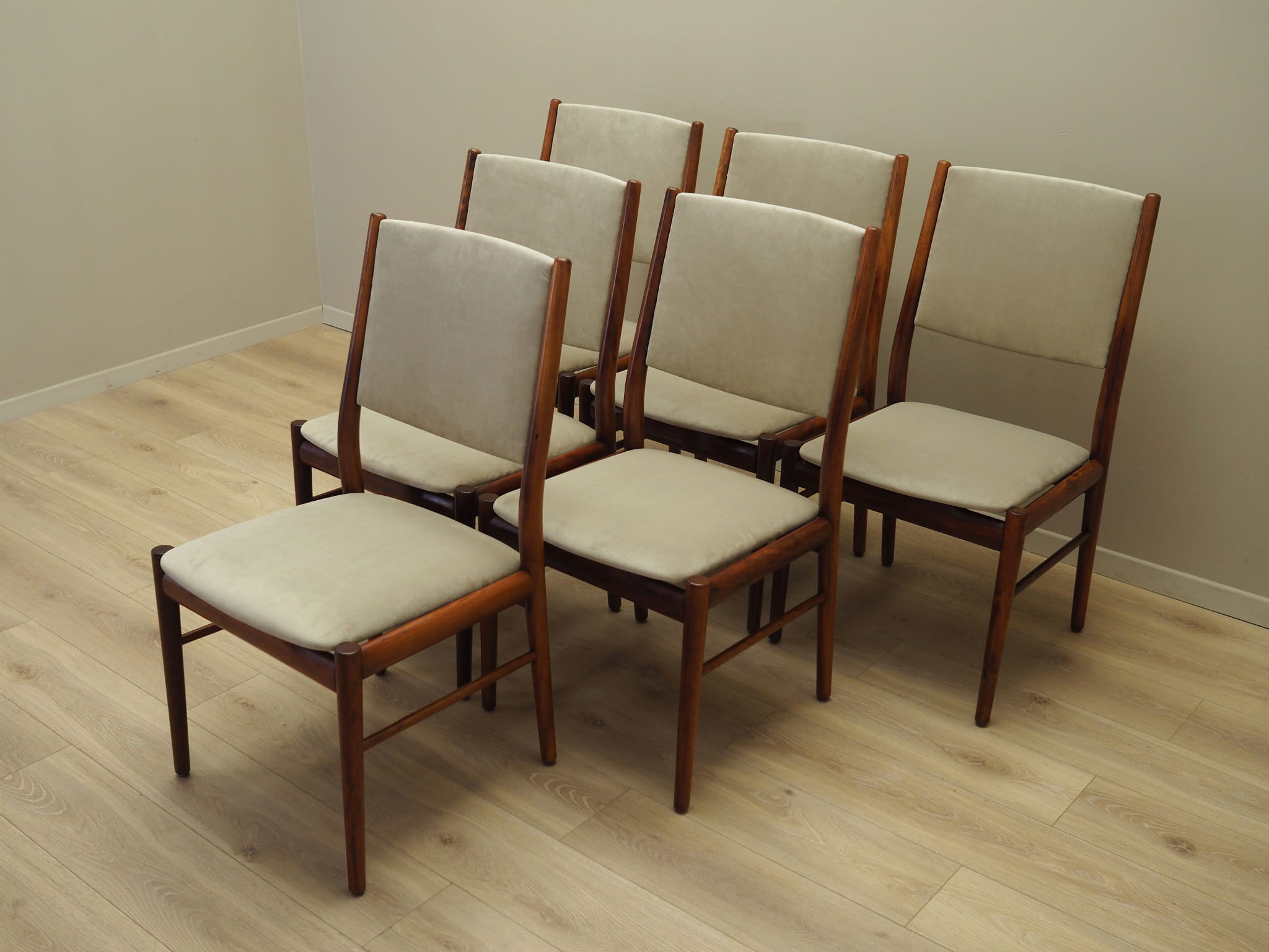 Set_of_6_Chairs,_Skovby_Møbelfabrik,_Mahogany,_1970s,_Denmark