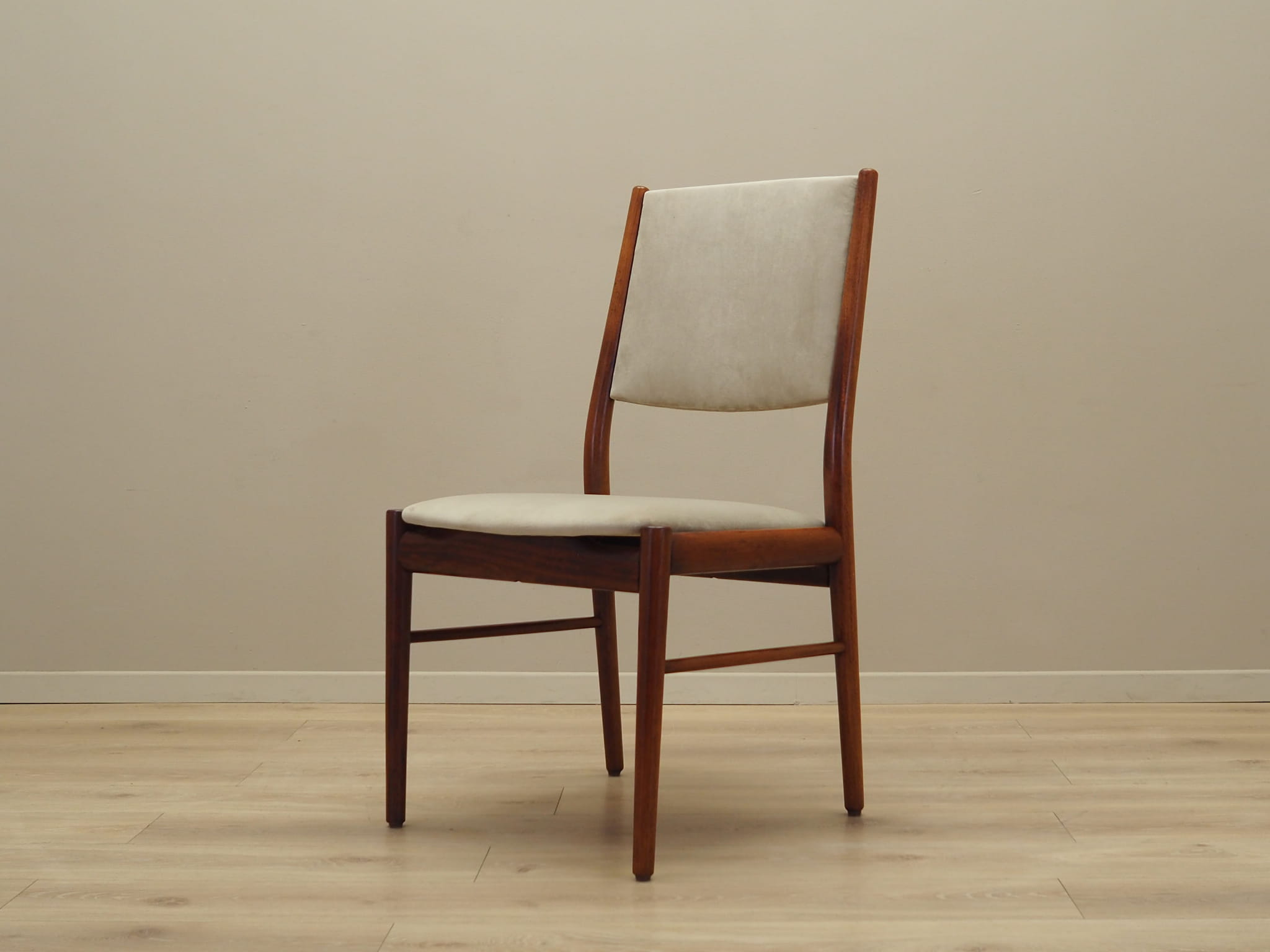 Set_of_6_Chairs,_Skovby_Møbelfabrik,_Mahogany,_1970s,_Denmark