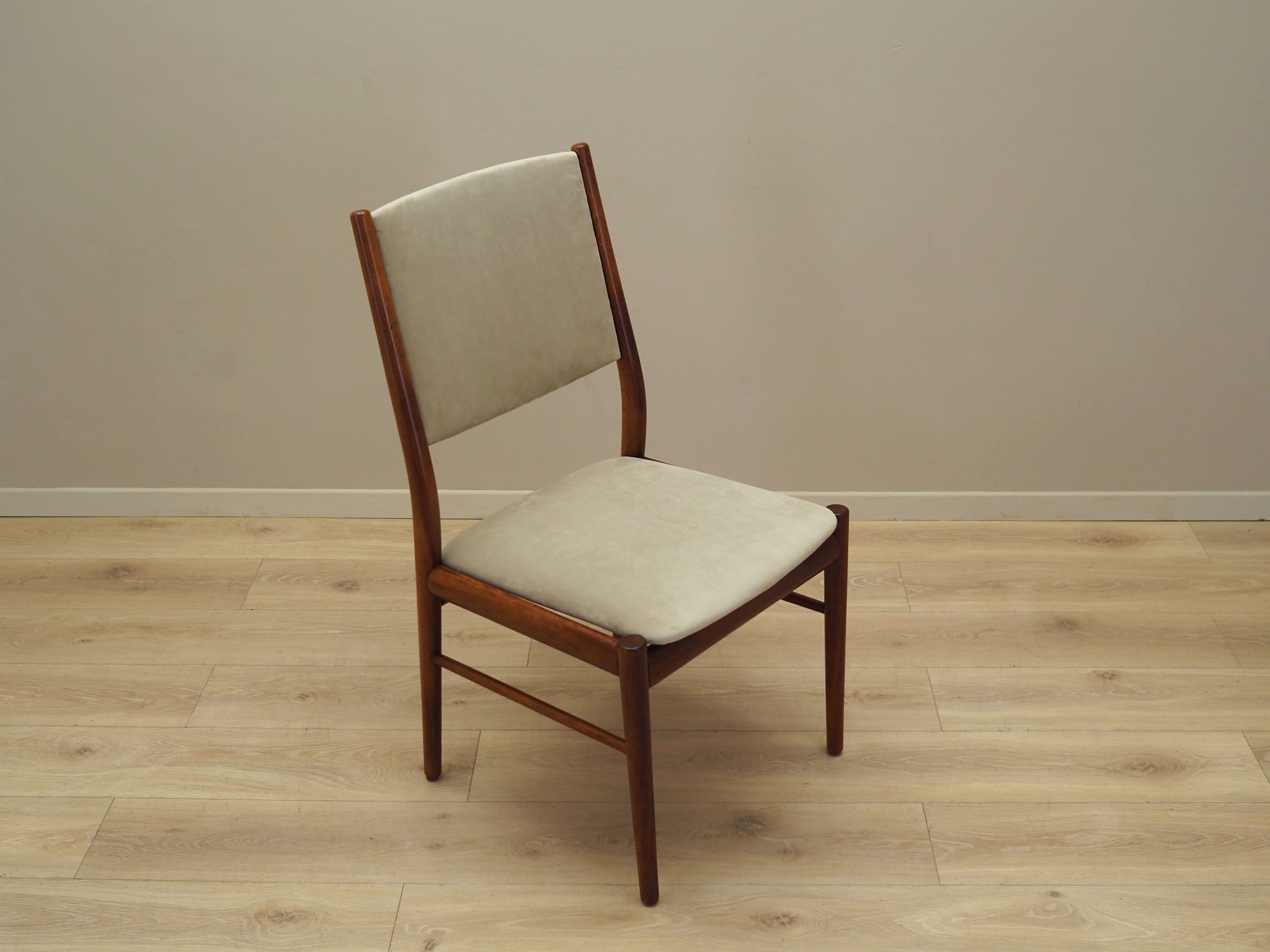 Set_of_6_Chairs,_Skovby_Møbelfabrik,_Mahogany,_1970s,_Denmark