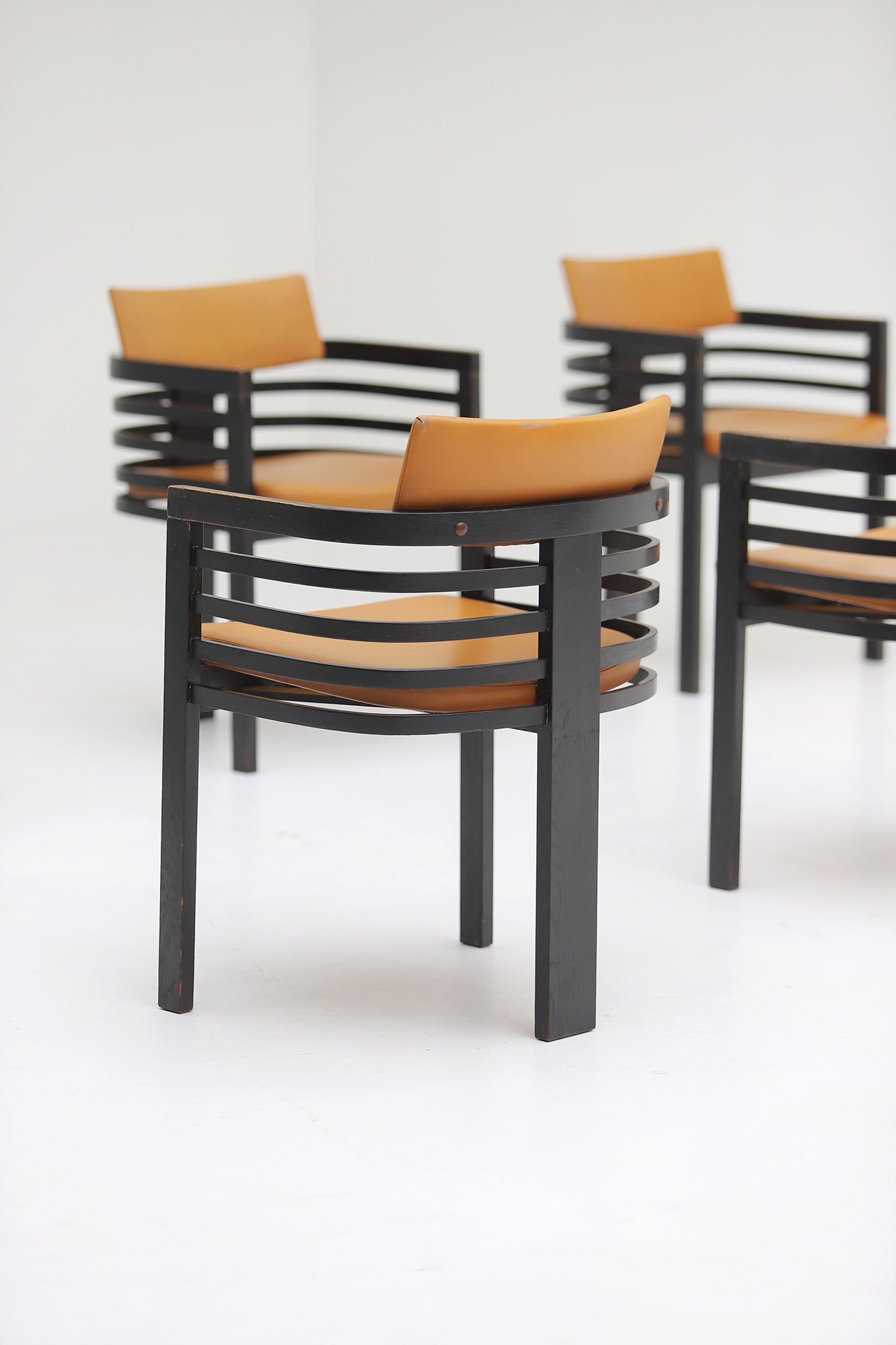 Set_of_6_dining_chairs_by_Jean_Batenburg_for_MI,_Belgium
