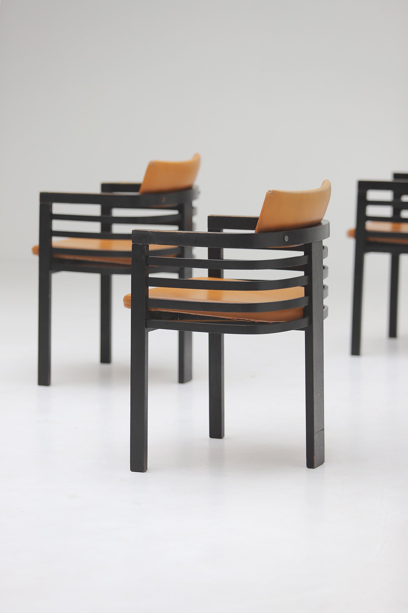 Set_of_6_dining_chairs_by_Jean_Batenburg_for_MI,_Belgium