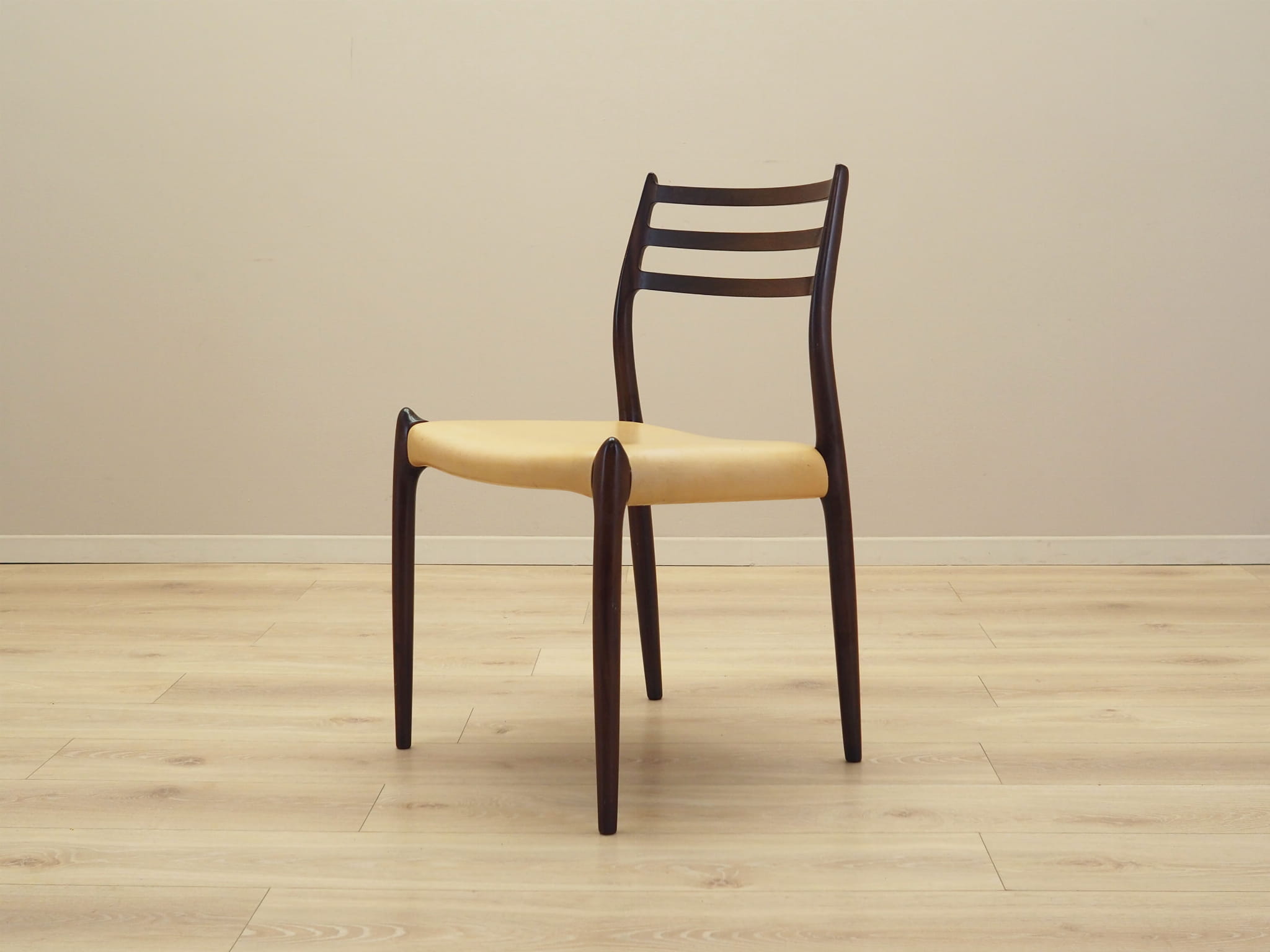 Set_of_6_Mahogany_Chairs,_Niels_Otto_Møller,_1960s,_Denmark
