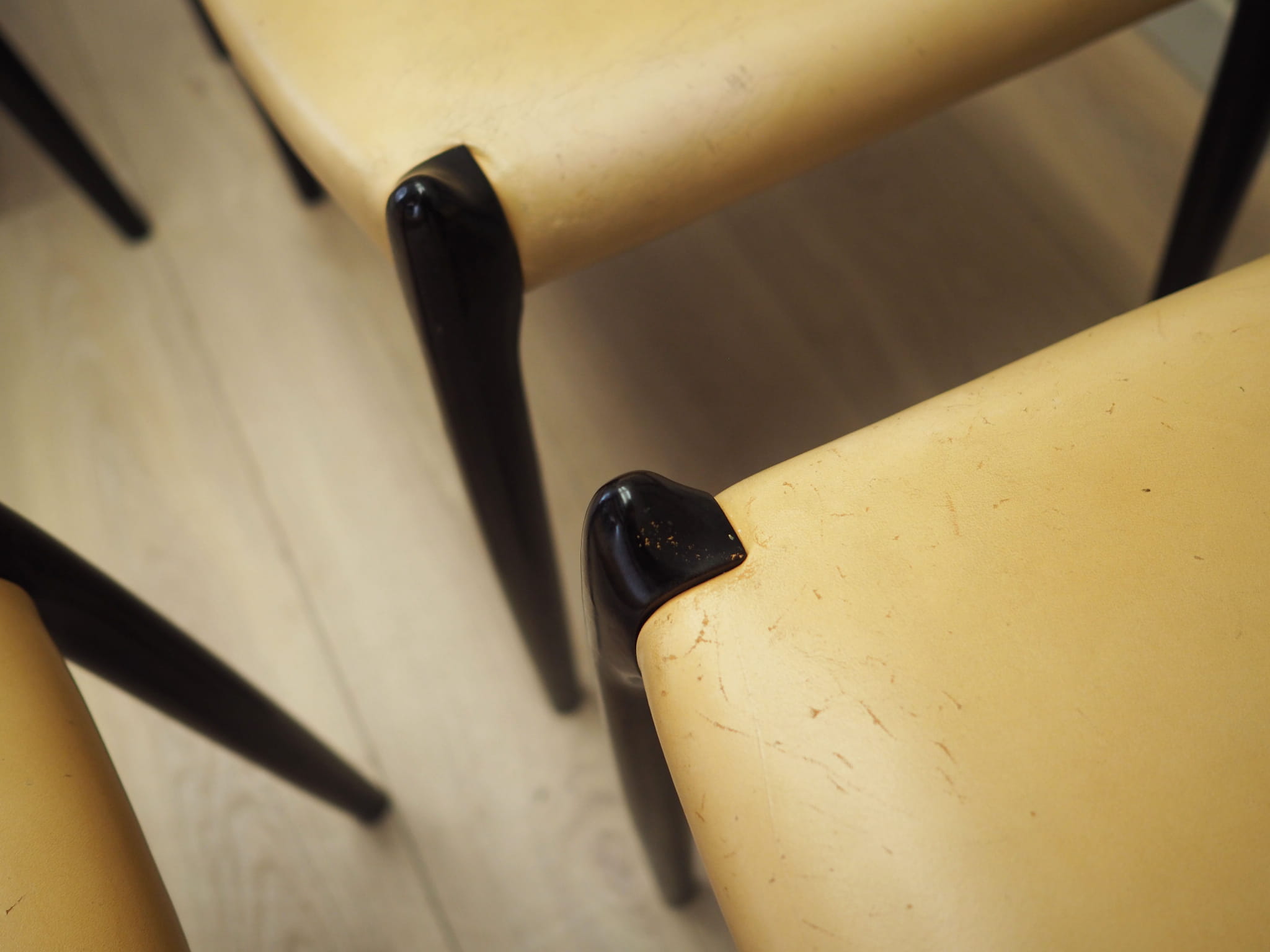 Set_of_6_Mahogany_Chairs,_Niels_Otto_Møller,_1960s,_Denmark