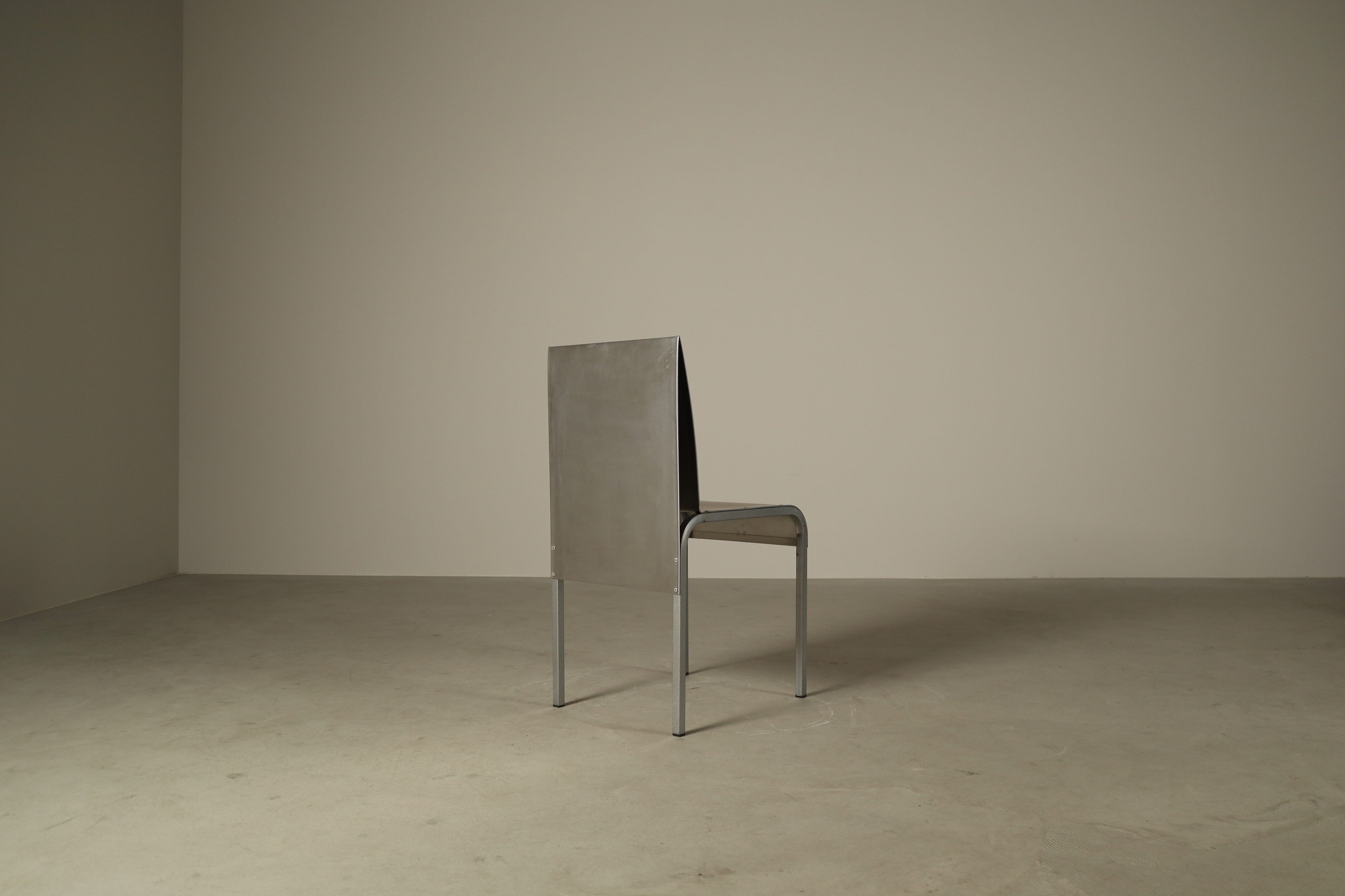 Set_of_6_postmodernist_stainless_steel_dining_chairs_from_1980s