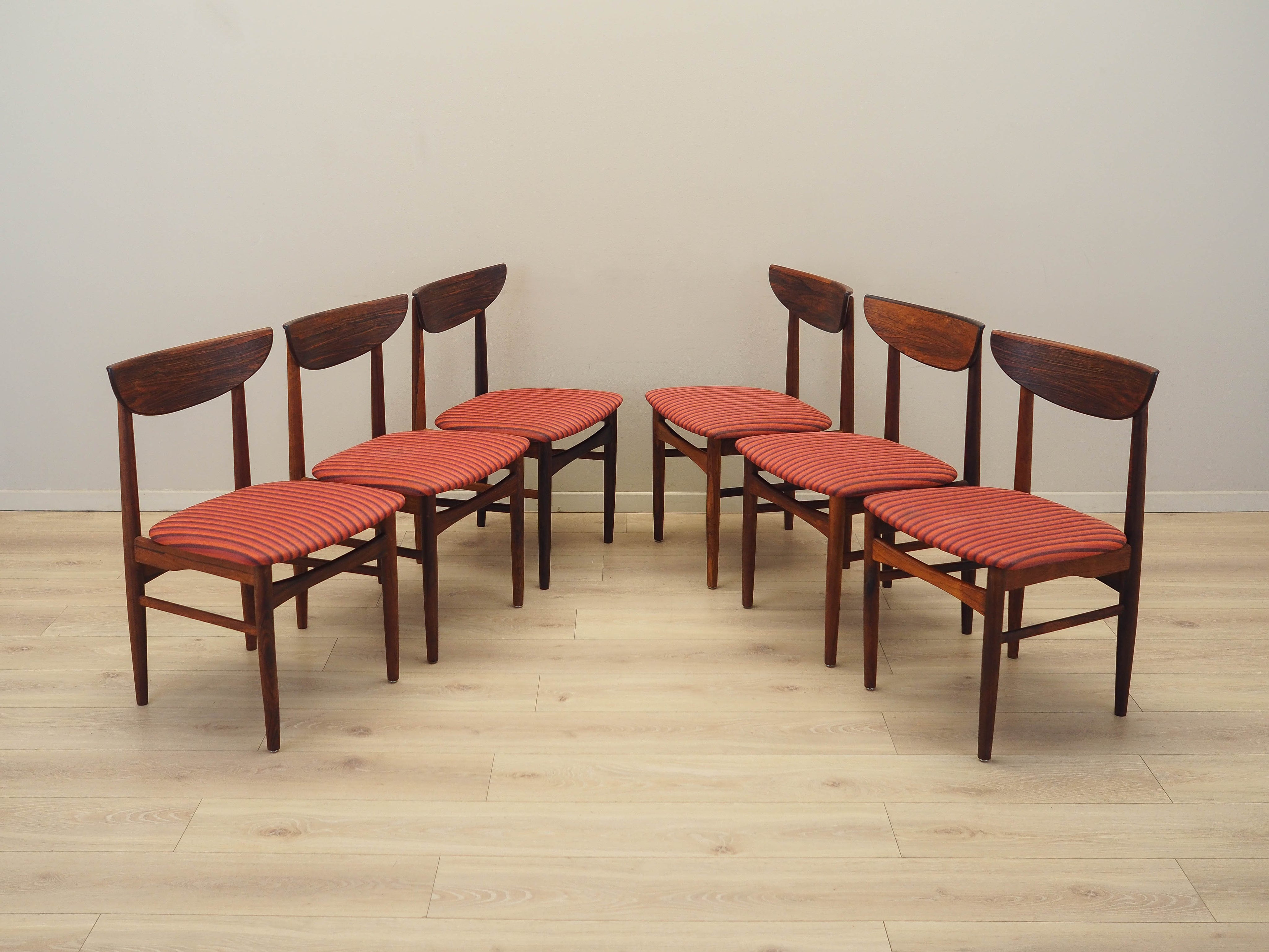 Set_of_6_Rosewood_Dining_Chairs,_Skovby_Møbelfabrik,_1970s,_Denmark