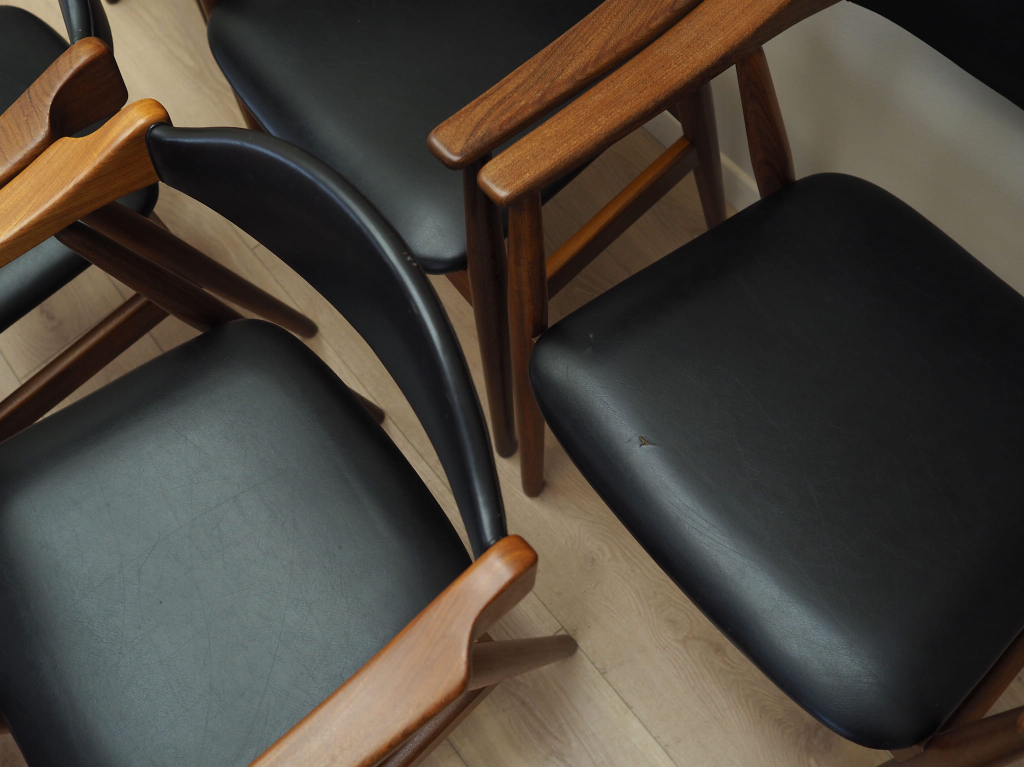 Set_of_6_Teak_Chairs,_Farstrup_Møbler,_Wood,_1970s,_Denmark