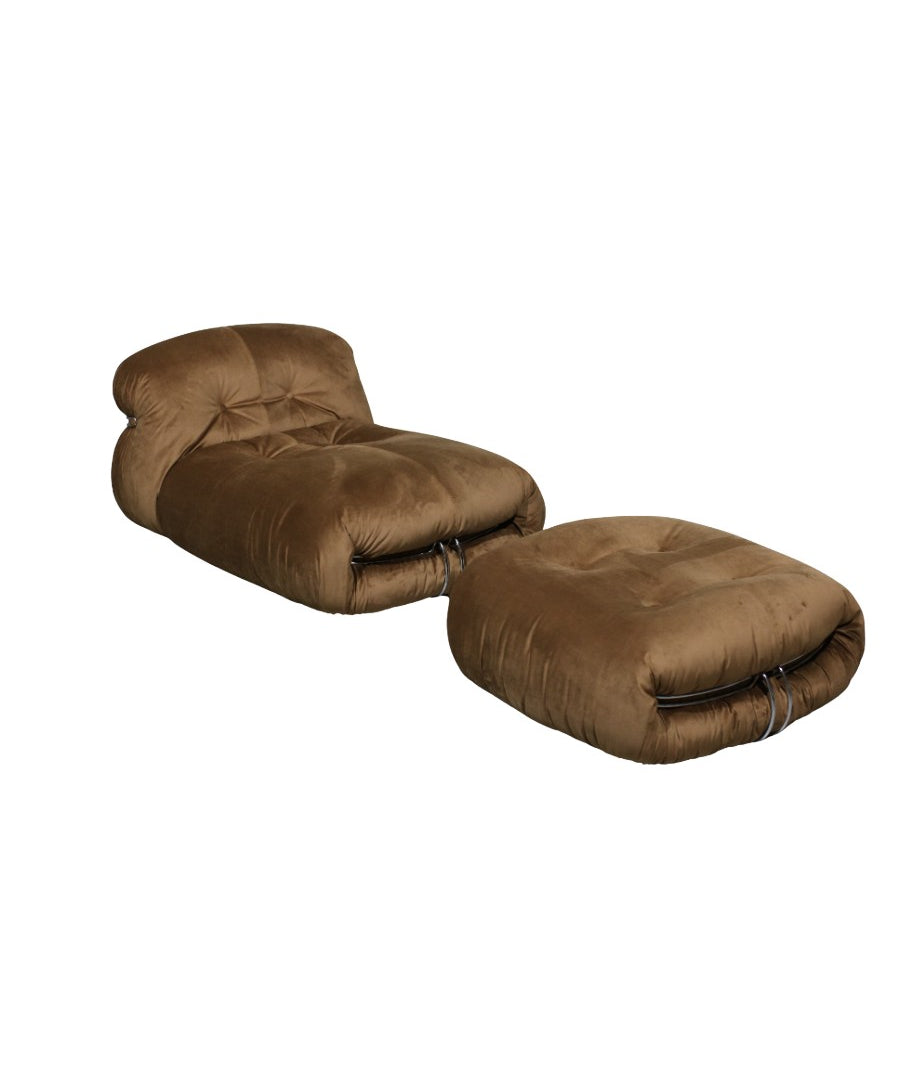 Set_of_Soriana_Lounge_Chair_and_Ottoman_by_Afra_&_Tobia_Scarpa_for_Cassina,_1970s,_Italy