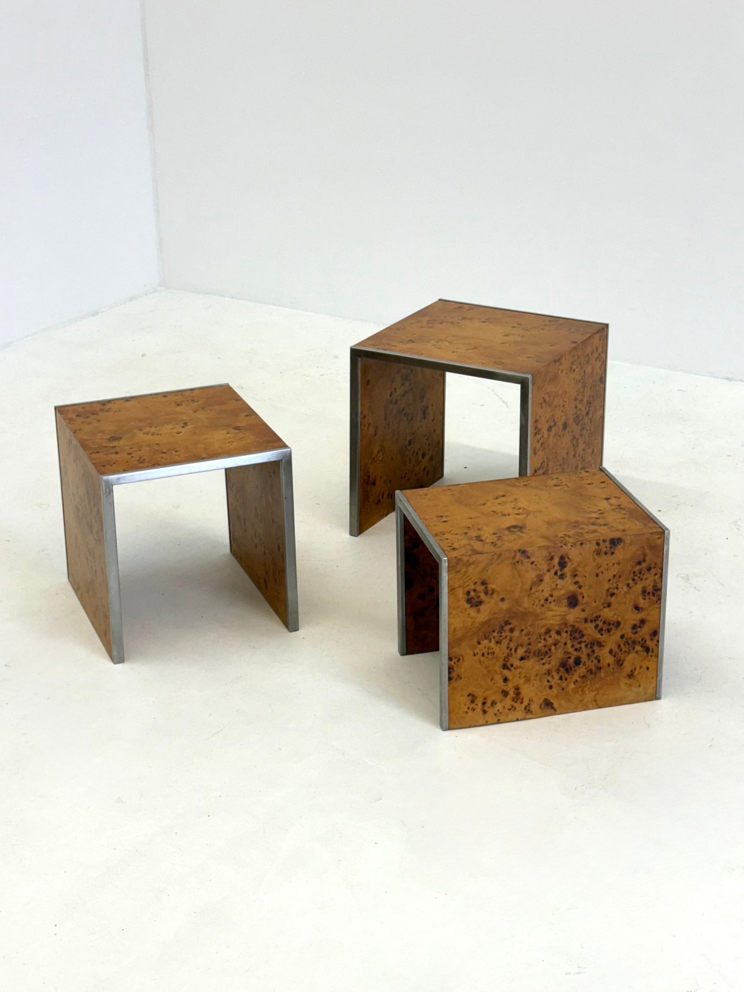 Set_of_3_Nesting_Tables_by_Tommaso_Barbi_in_Burl_Wood_and_Chrome,_Italy